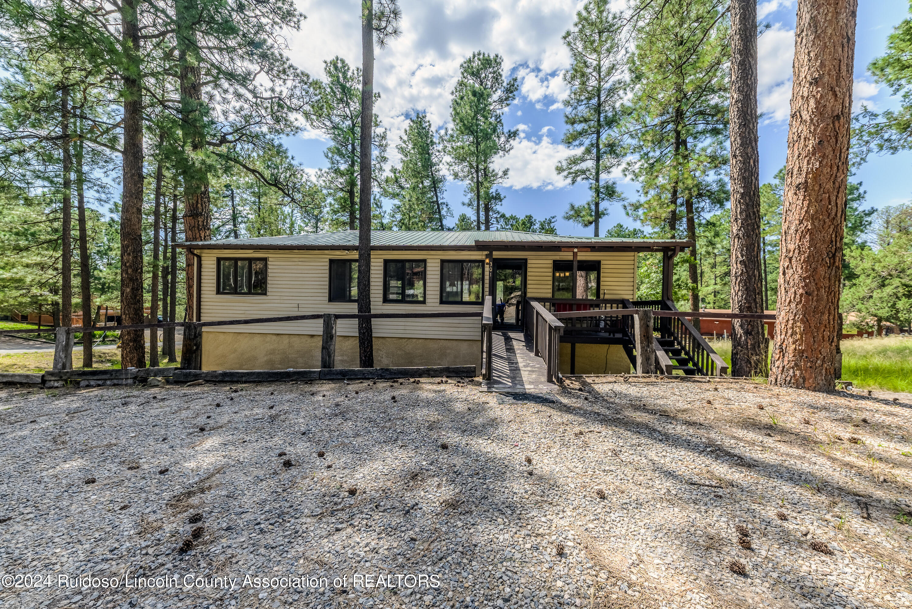 301 Guajolote Rd, Ruidoso, New Mexico image 3