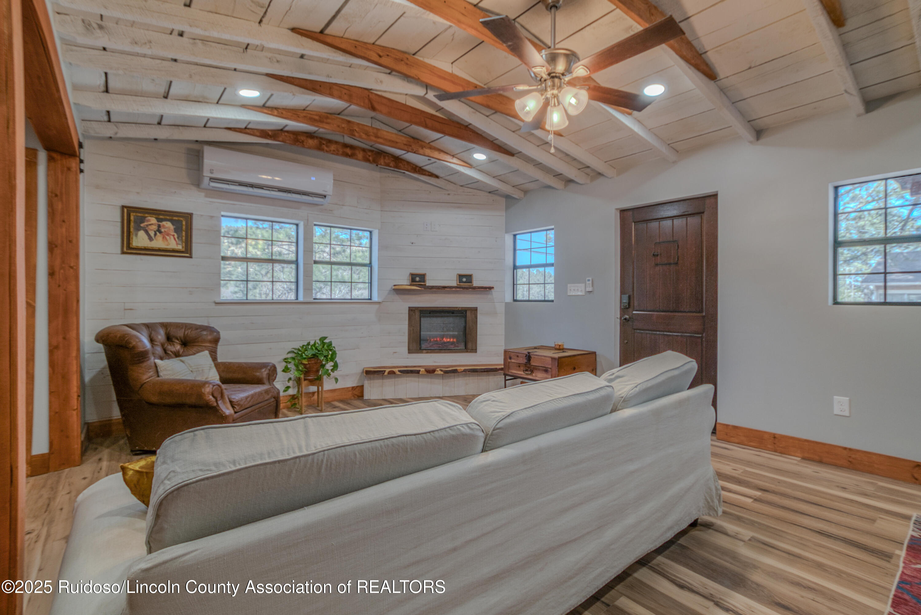 437 First Street, Ruidoso, New Mexico image 6
