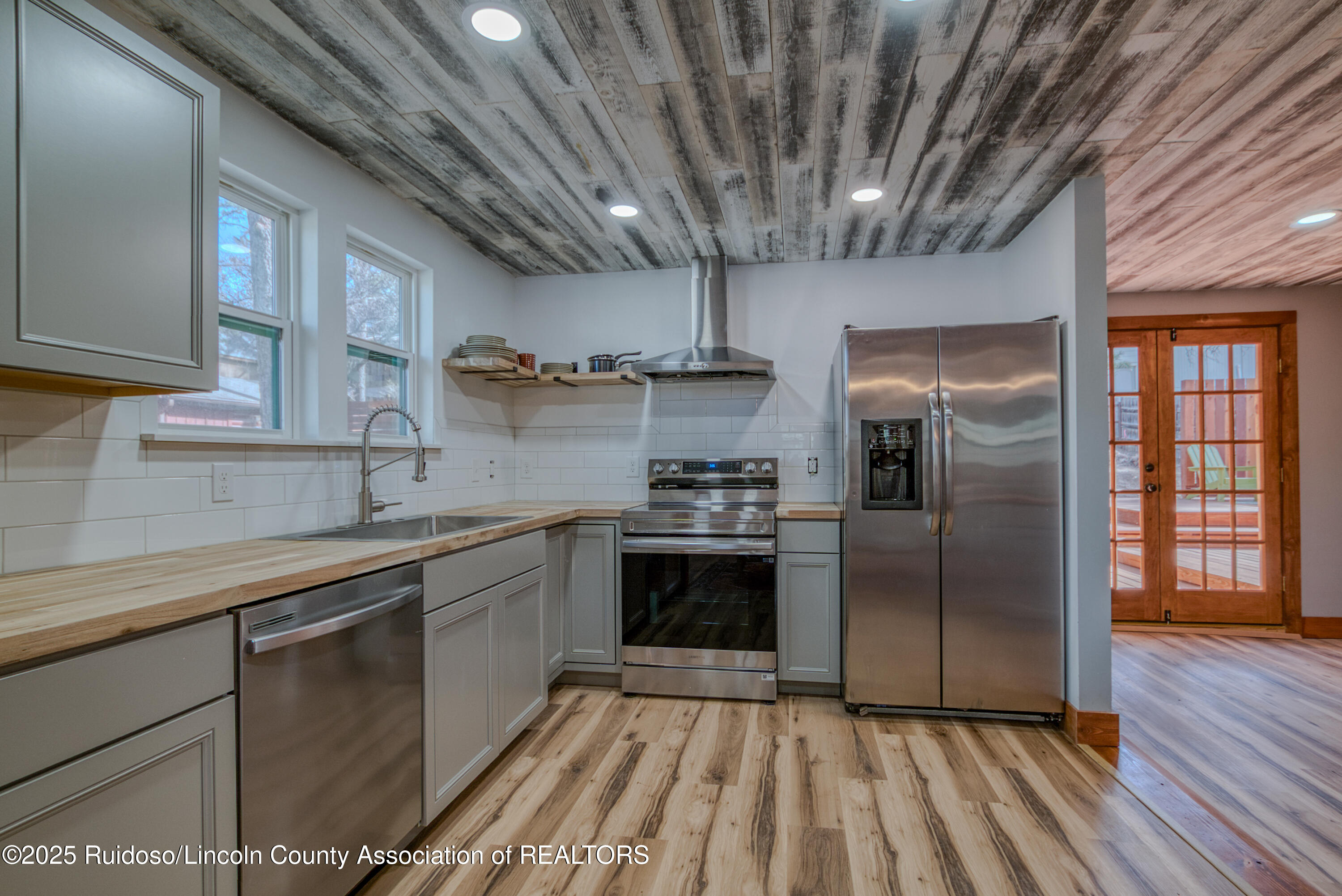 437 First Street, Ruidoso, New Mexico image 19