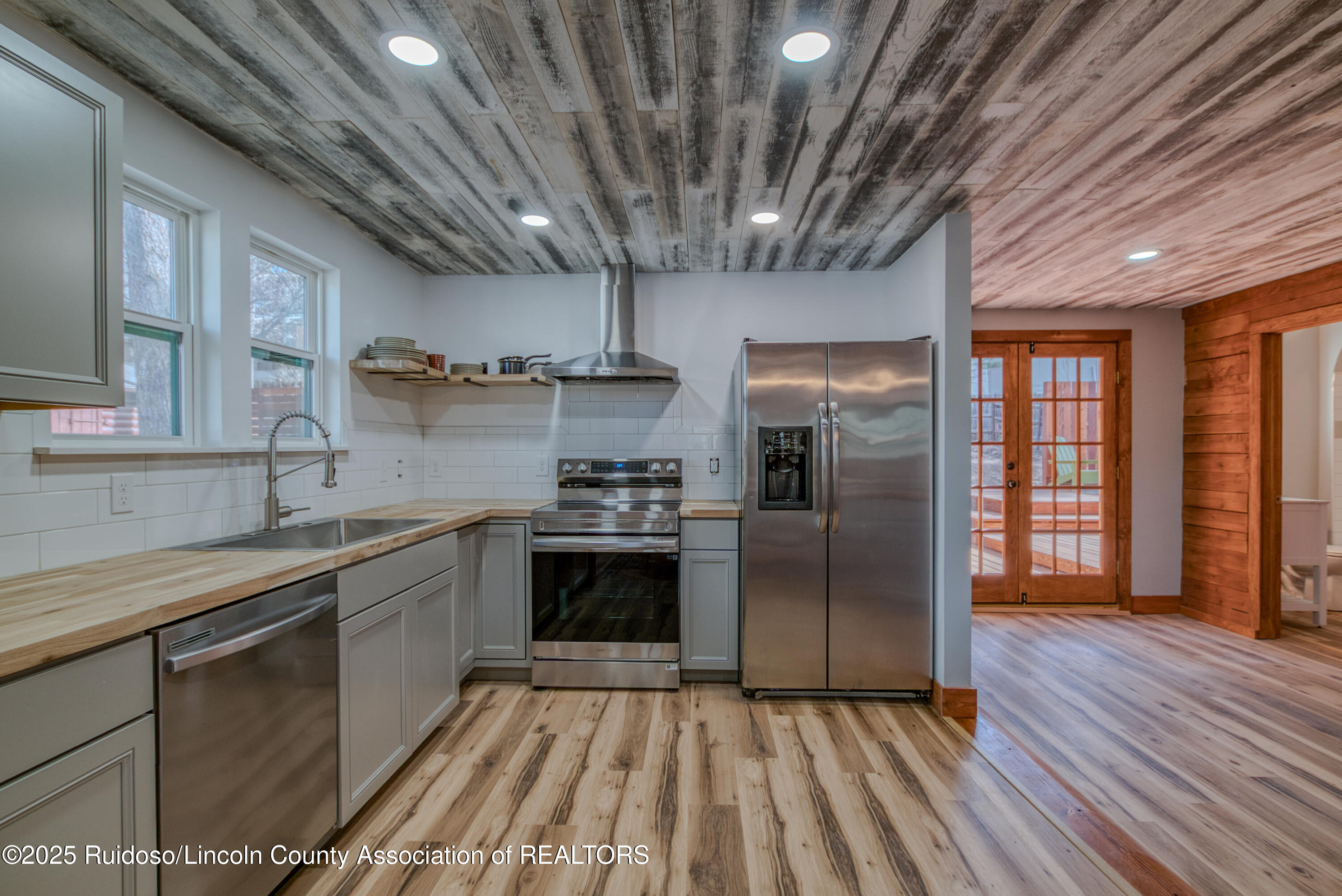 437 First Street, Ruidoso, New Mexico image 20