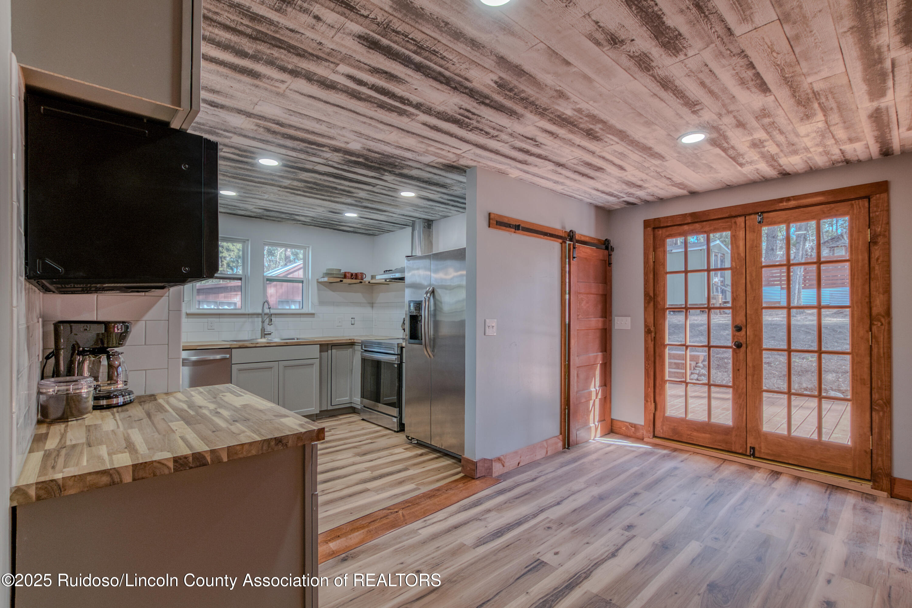 437 First Street, Ruidoso, New Mexico image 27