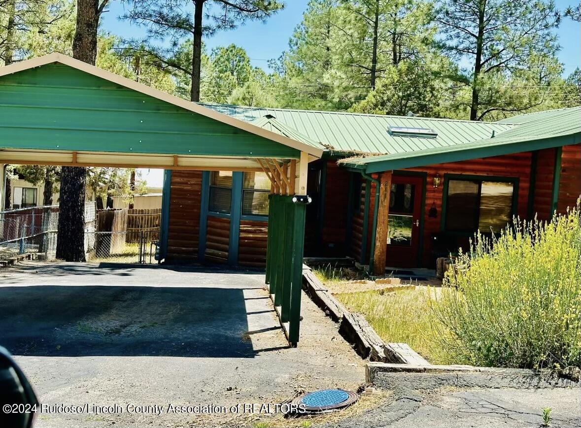 211 Keyes Drive, Ruidoso, New Mexico image 2