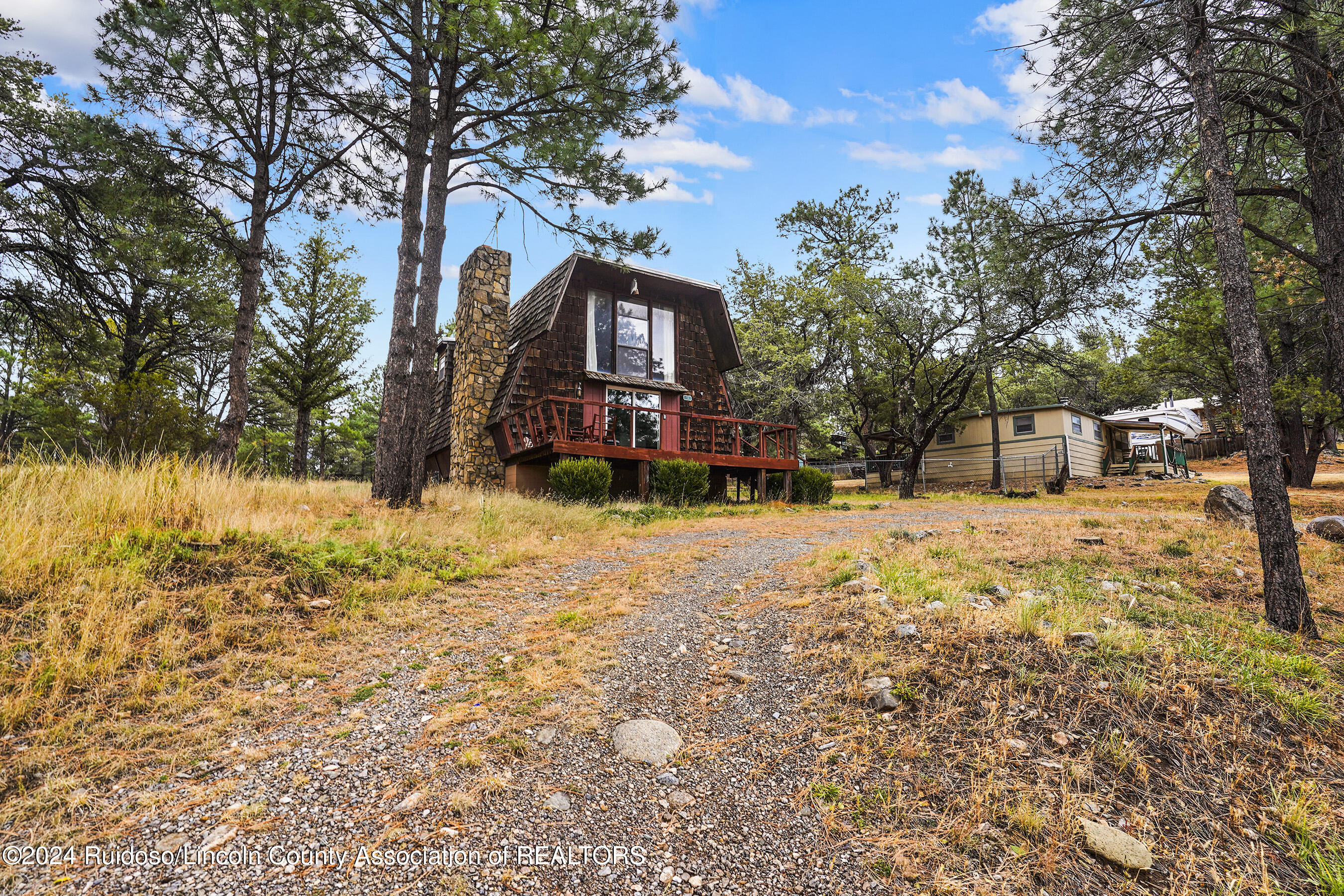 94 Swallow Drive, Ruidoso, New Mexico image 2