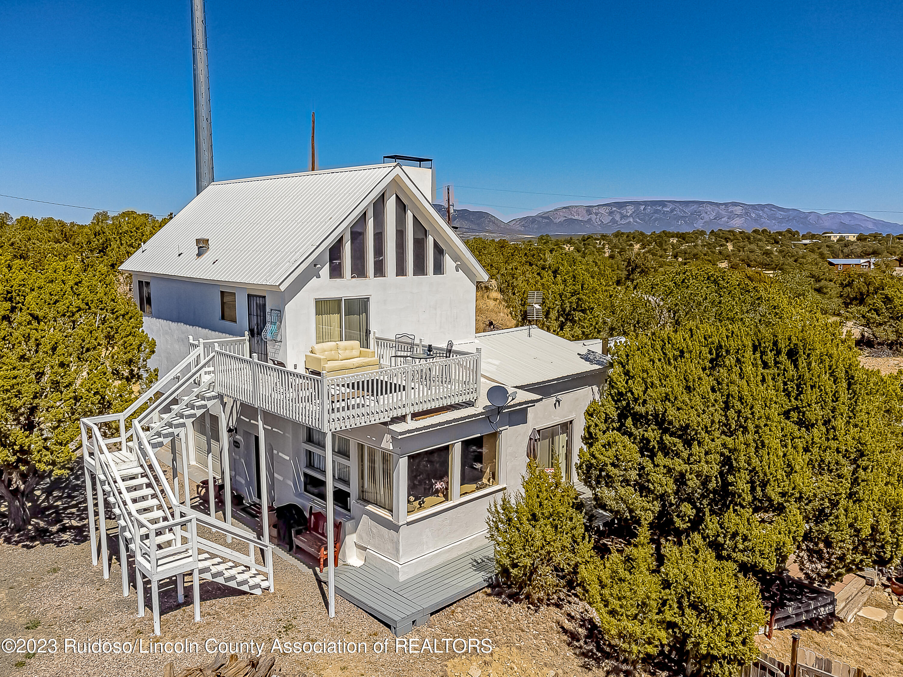 101 W Lobo Road, Capitan, New Mexico image 1