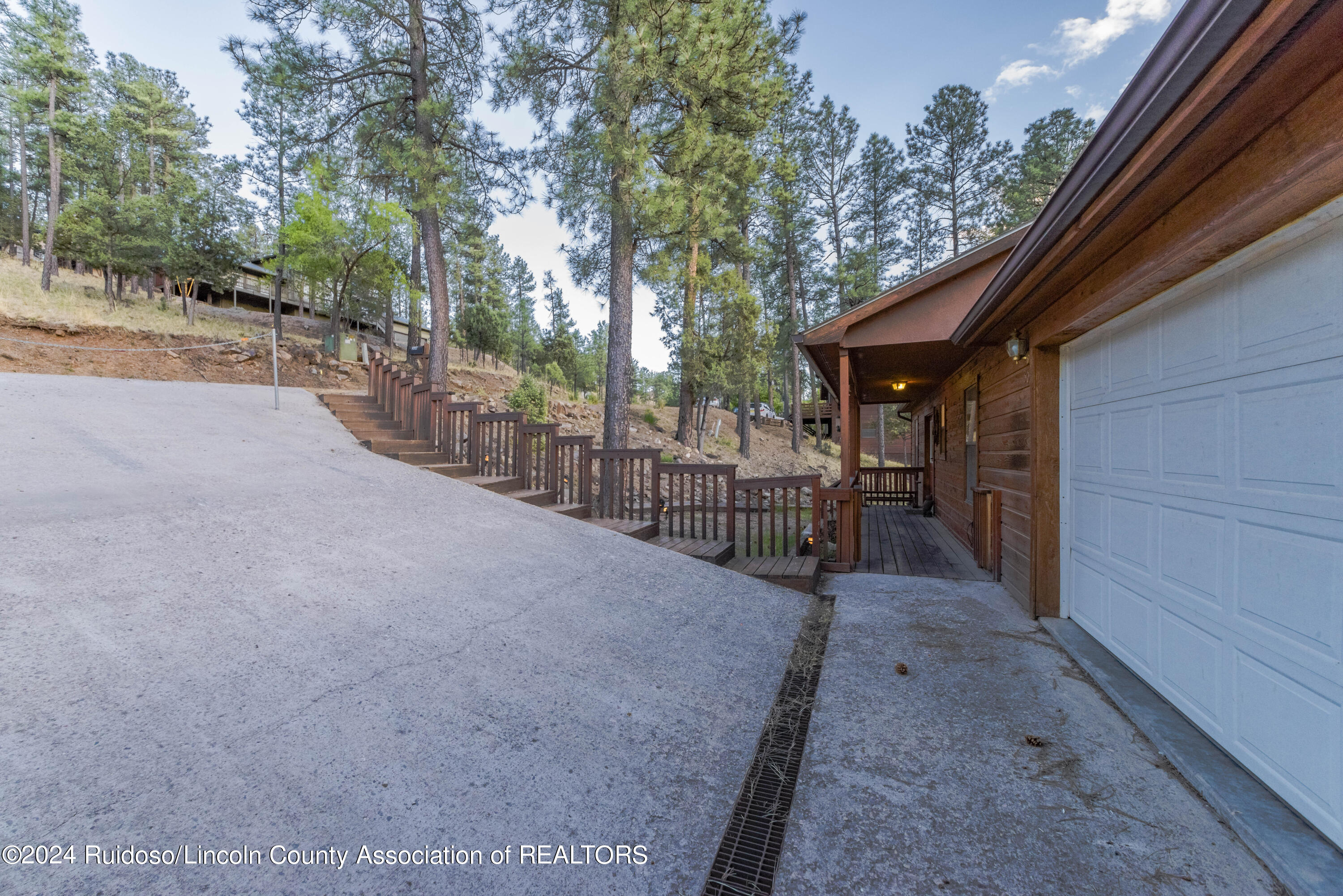 306 Snowcap Drive, Ruidoso, New Mexico image 3