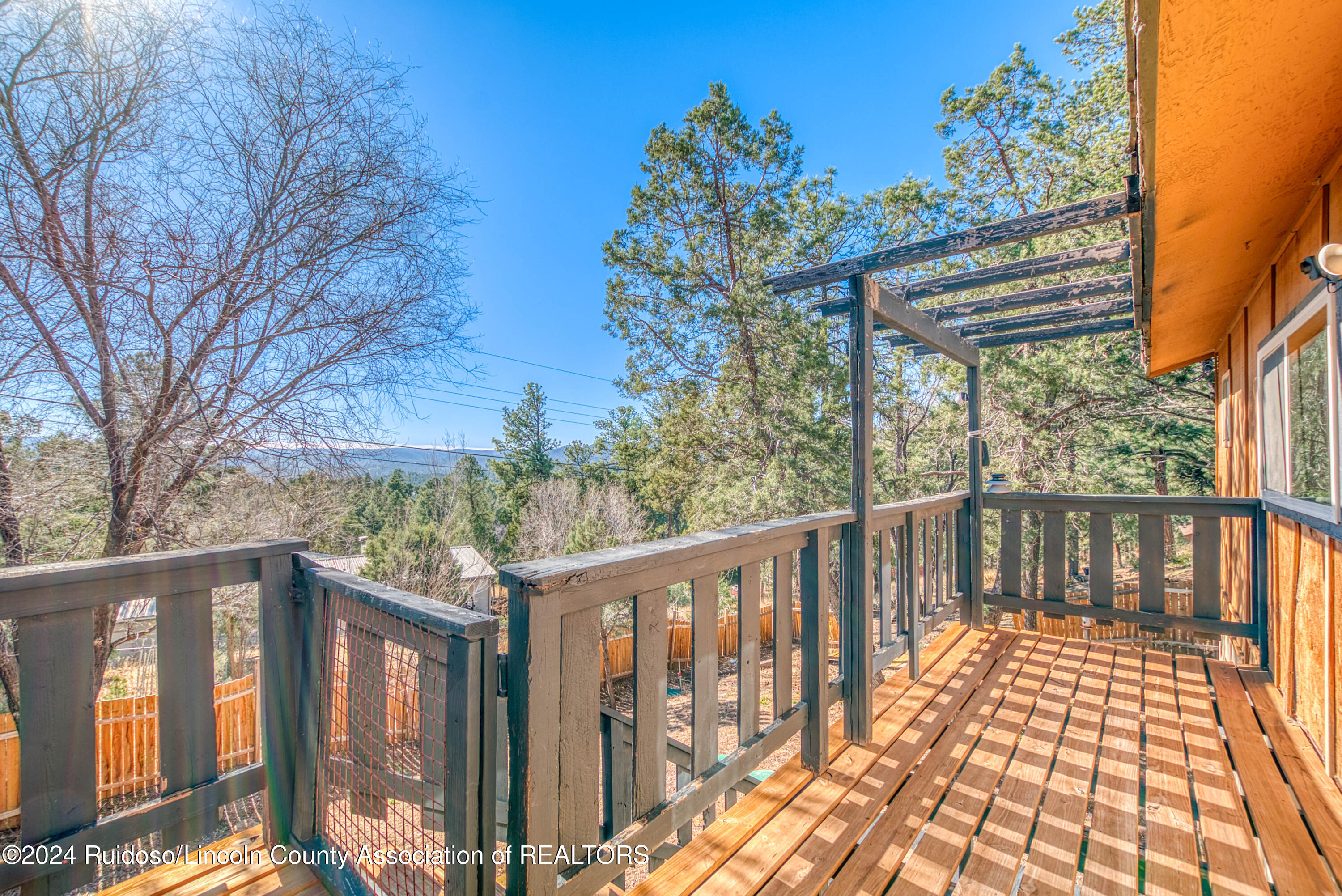 106 Socorro Circle, Ruidoso, New Mexico image 2