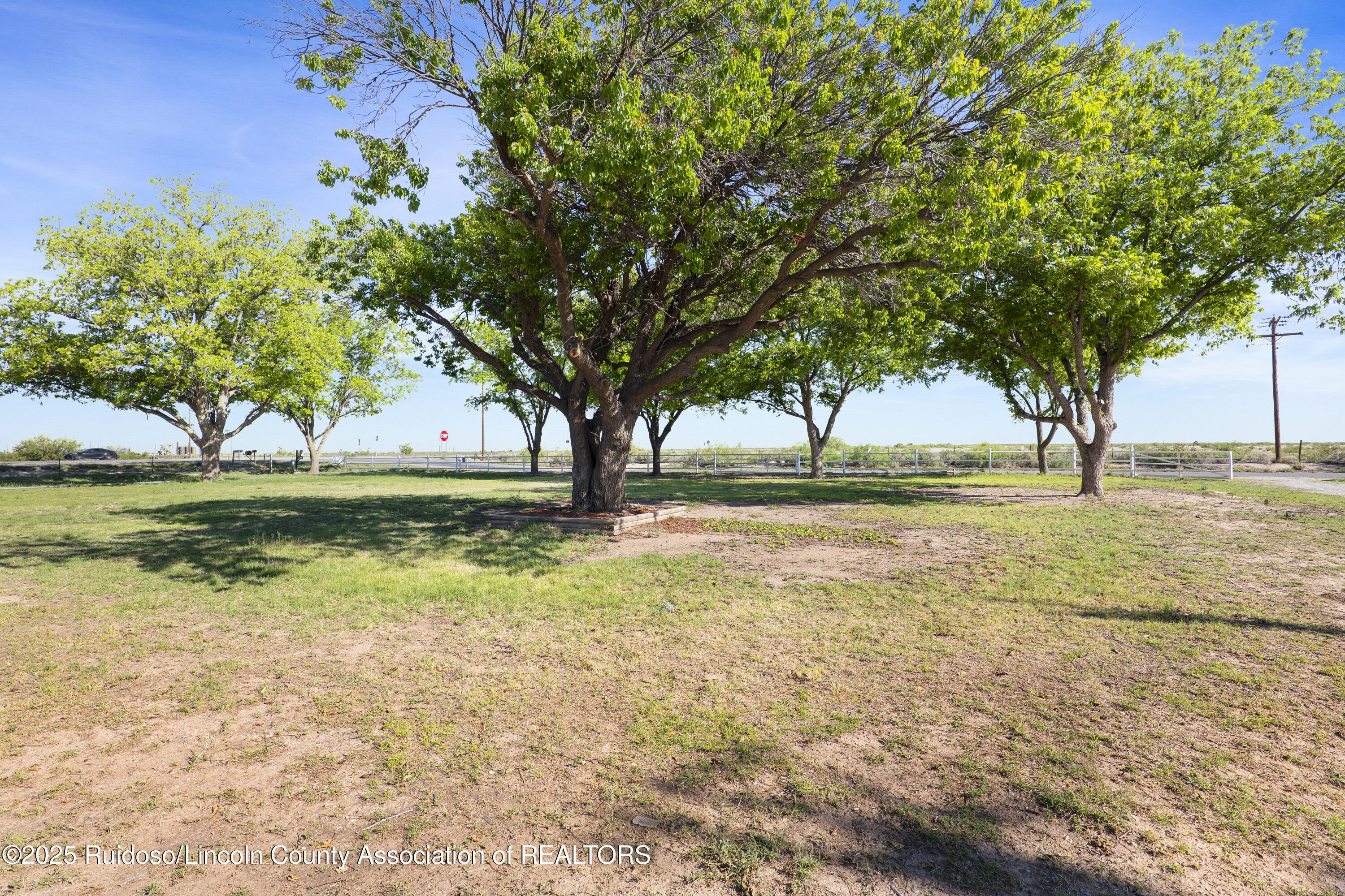 1 E Kincaid Road, Artesia, New Mexico image 14
