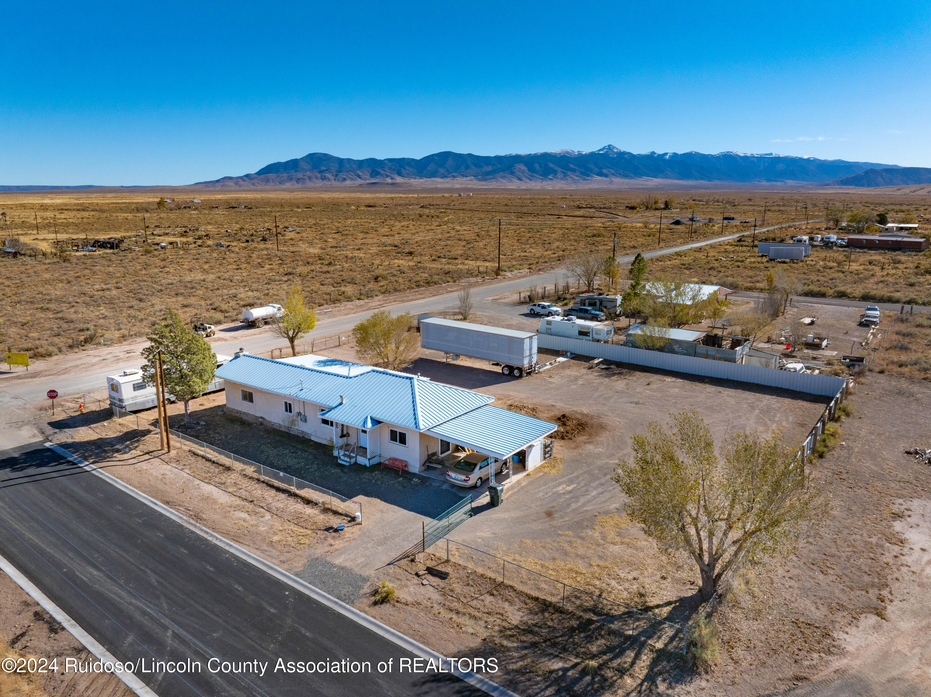 901 18th Street Street, Carrizozo, New Mexico image 47