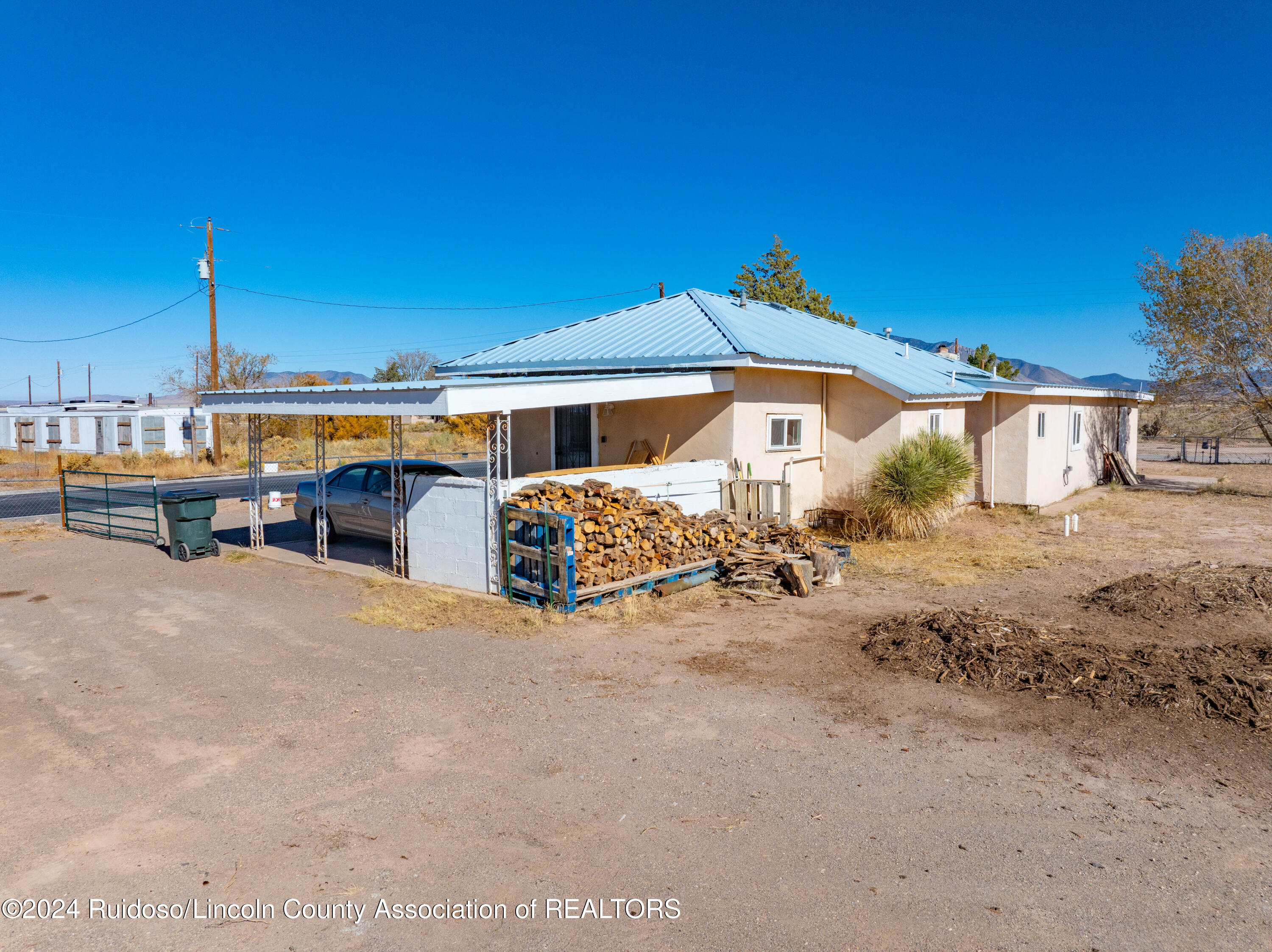 901 18th Street Street, Carrizozo, New Mexico image 4