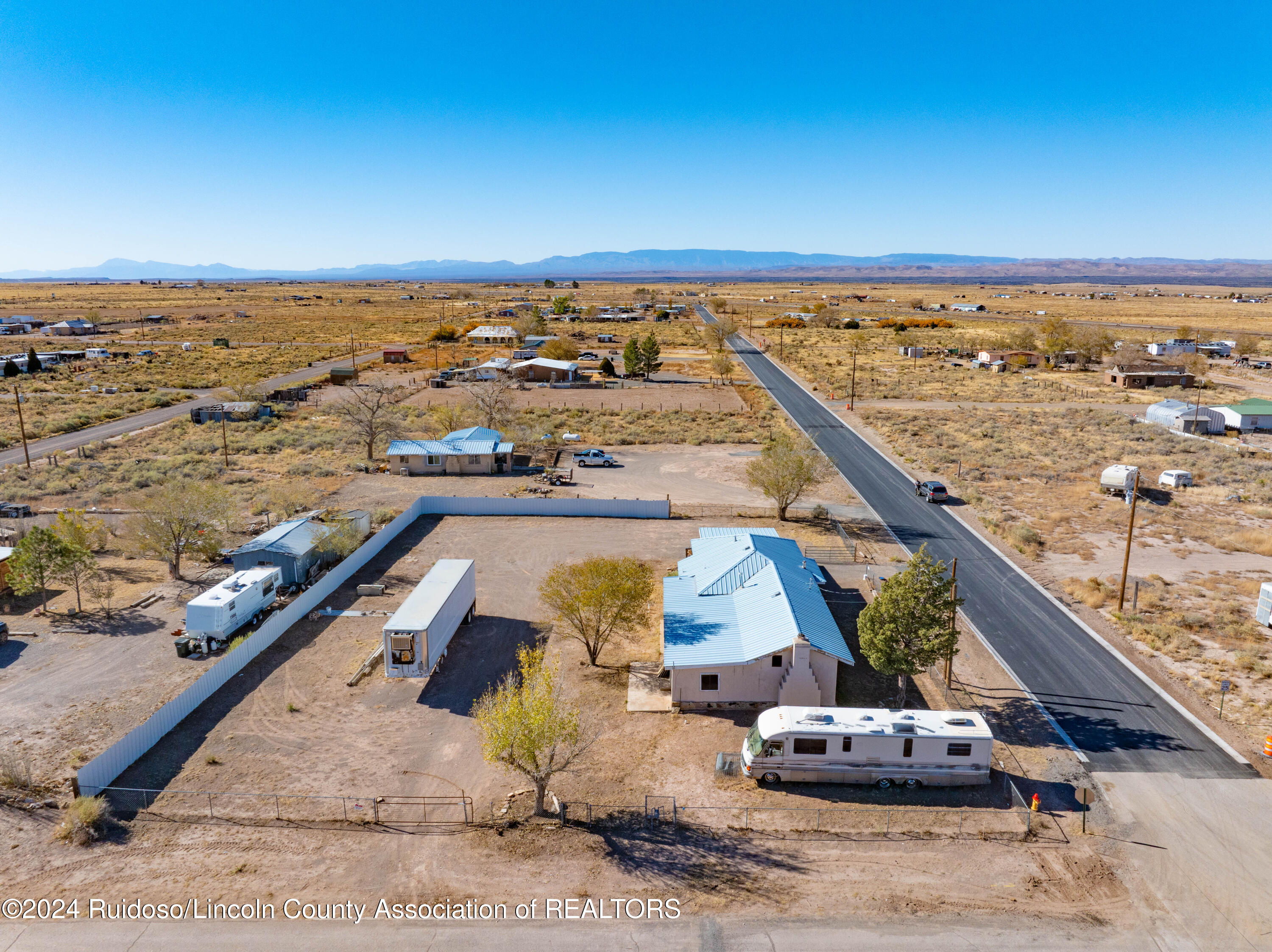 901 18th Street Street, Carrizozo, New Mexico image 45