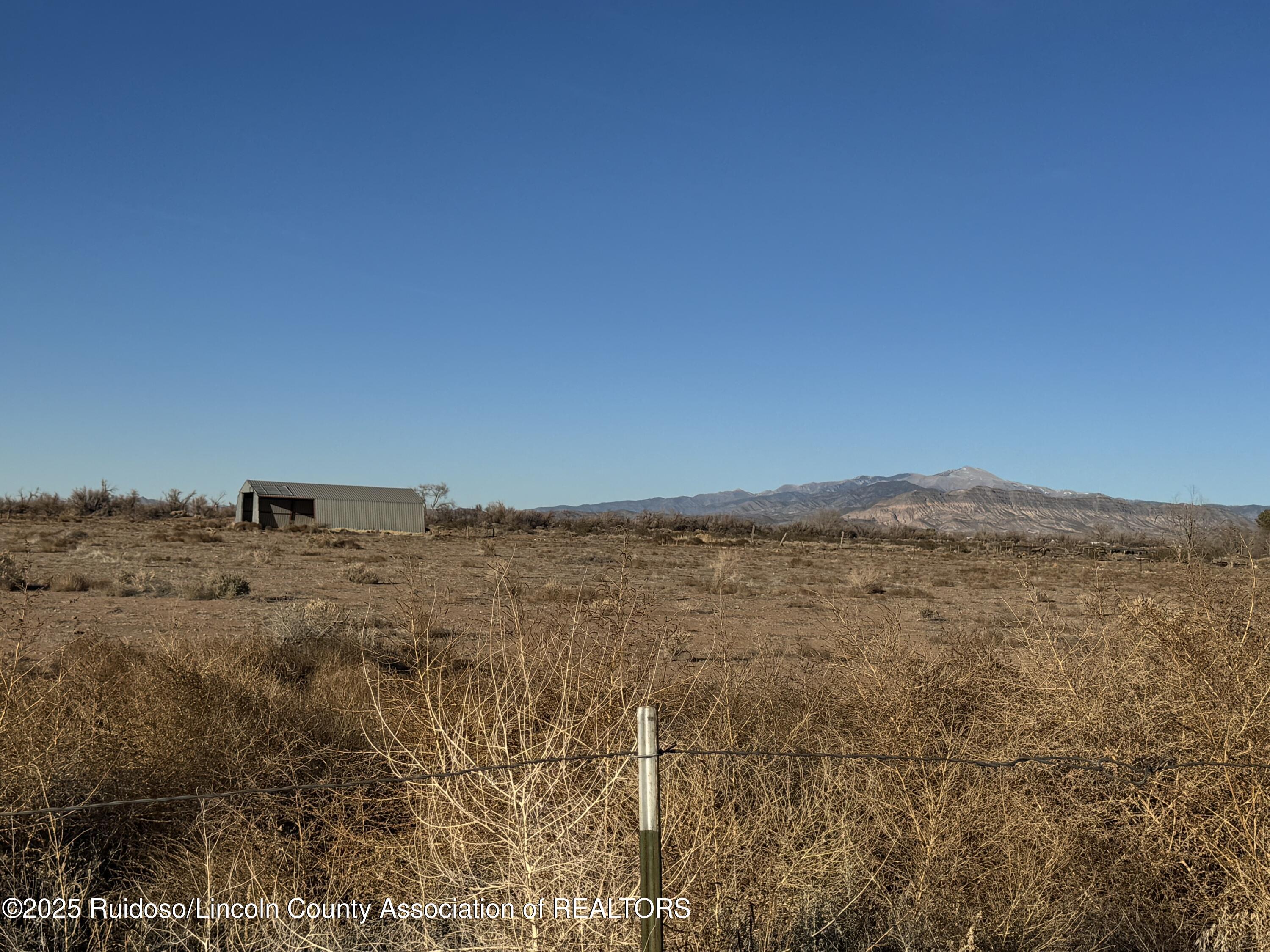 81 Dirt Road, Tularosa, New Mexico image 4