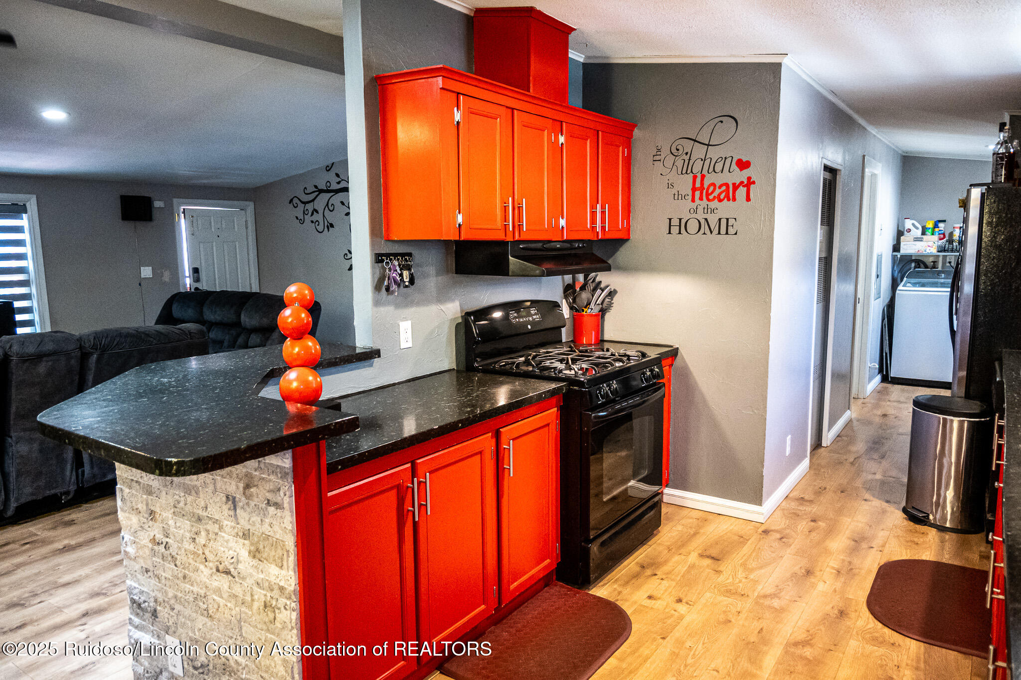 104 Mustang Drive, Ruidoso, New Mexico image 14
