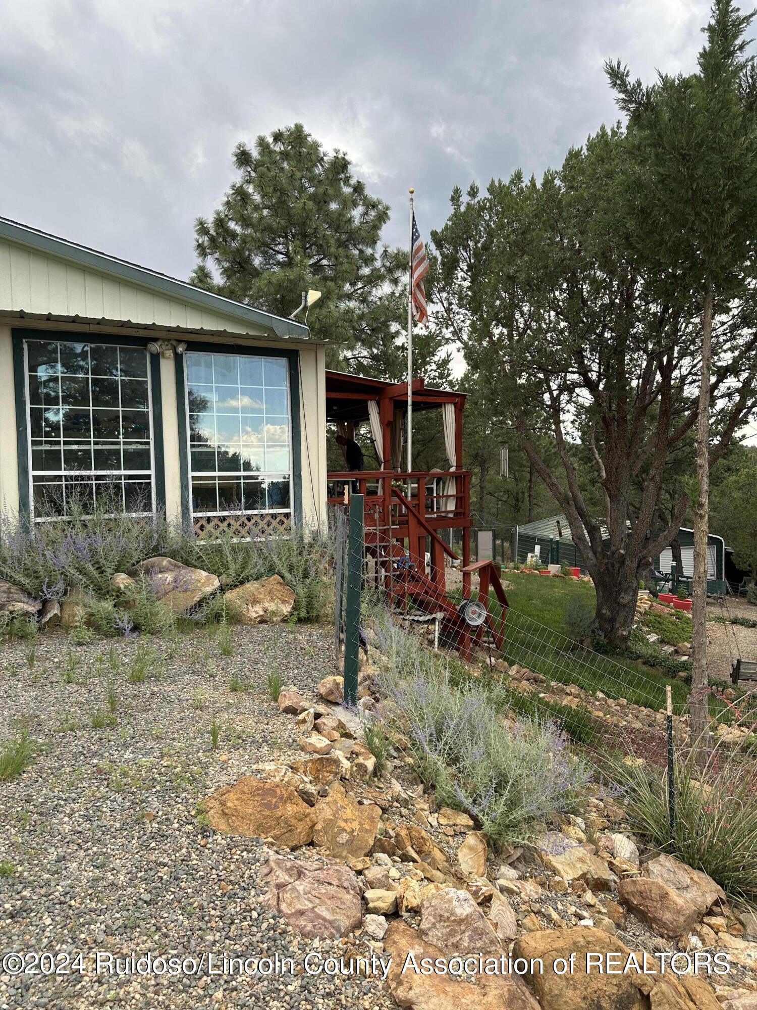 106 Buggy Lane, Nogal, New Mexico image 4