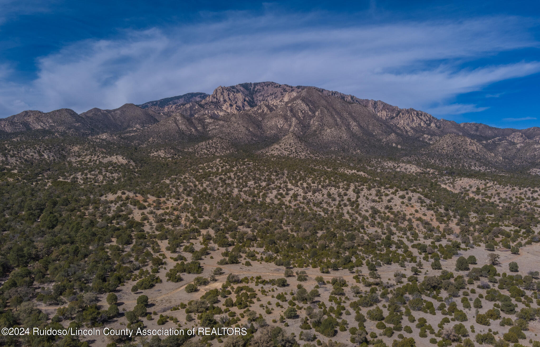 Tinnie, New Mexico 88351, United States, 5 Bedrooms Bedrooms, ,4 BathroomsBathrooms,Residential,Pending,64111