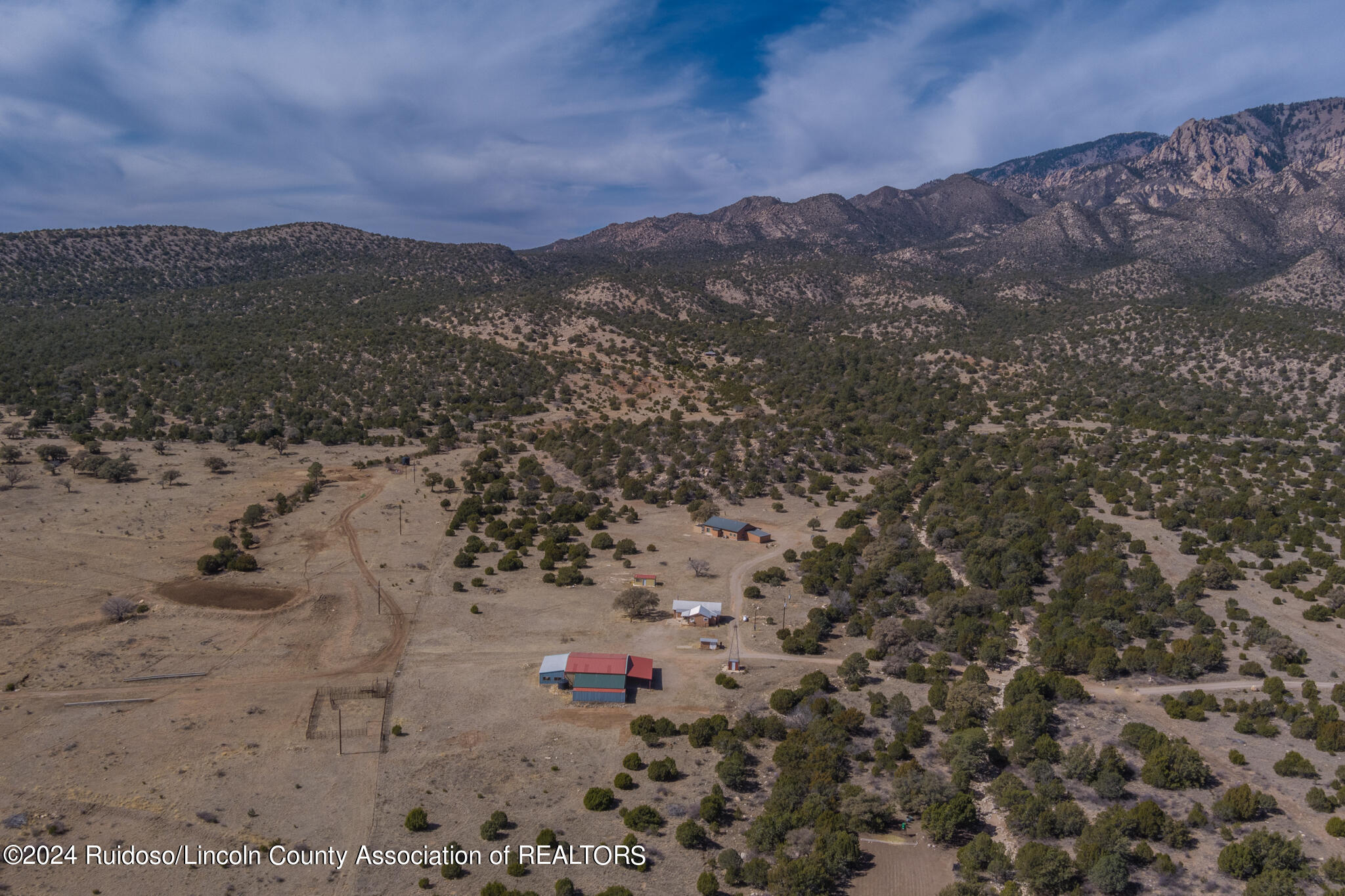 Tinnie, New Mexico 88351, United States, 5 Bedrooms Bedrooms, ,4 BathroomsBathrooms,Residential,Pending,64111