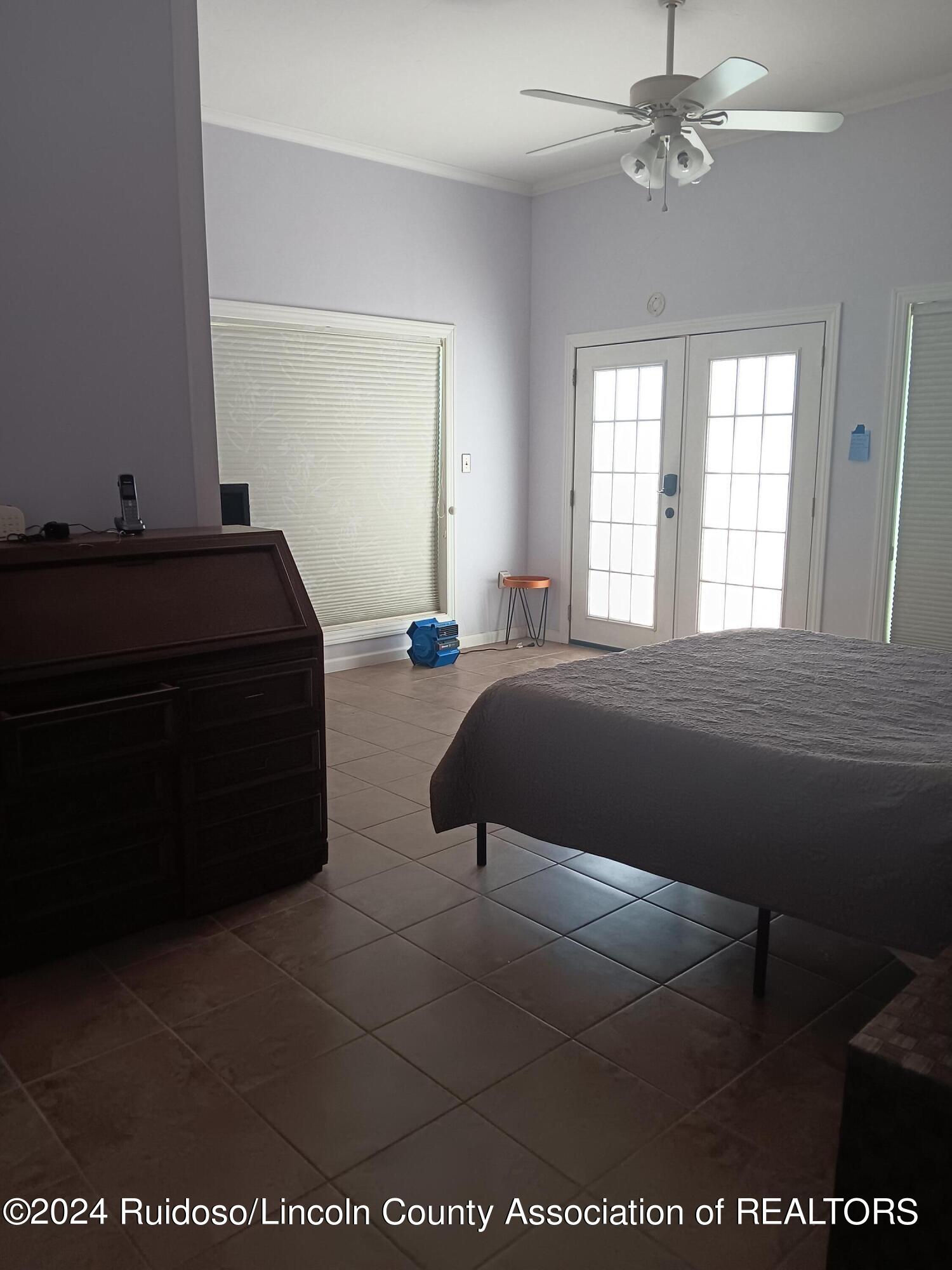 Tinnie, New Mexico 88351, United States, 5 Bedrooms Bedrooms, ,4 BathroomsBathrooms,Residential,Pending,64111