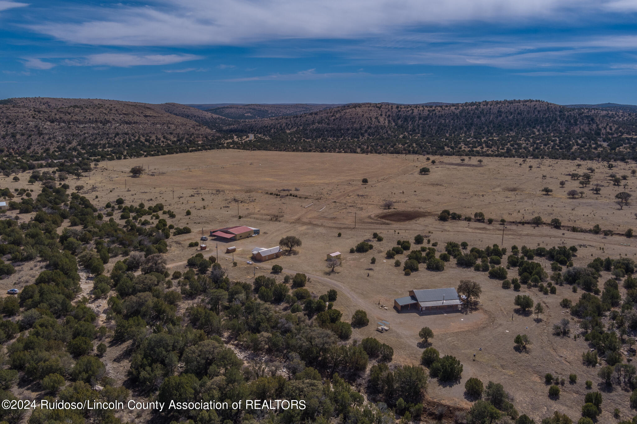 Tinnie, New Mexico 88351, United States, 5 Bedrooms Bedrooms, ,4 BathroomsBathrooms,Residential,Pending,64111