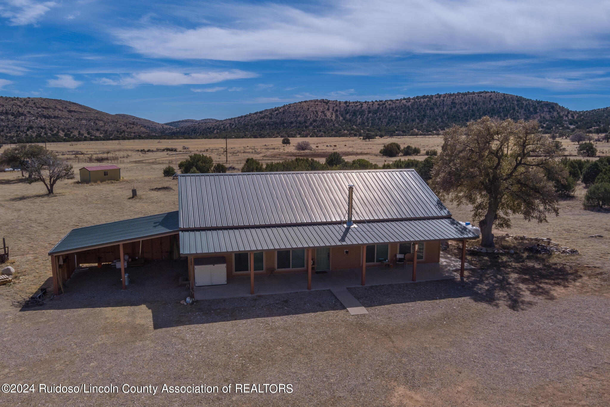 Tinnie, New Mexico 88351, United States, 5 Bedrooms Bedrooms, ,4 BathroomsBathrooms,Residential,Pending,64111