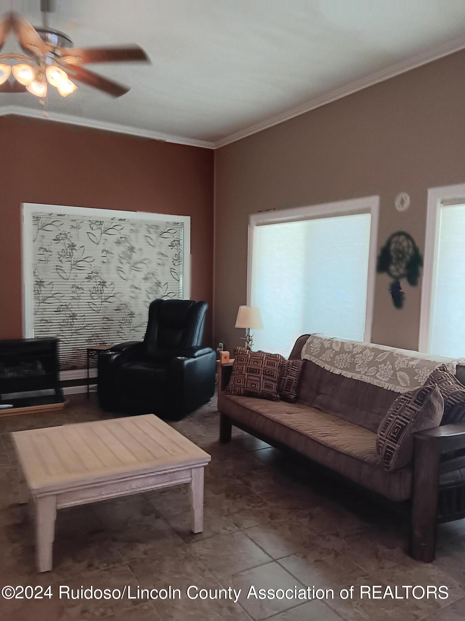 Tinnie, New Mexico 88351, United States, 5 Bedrooms Bedrooms, ,4 BathroomsBathrooms,Residential,Pending,64111