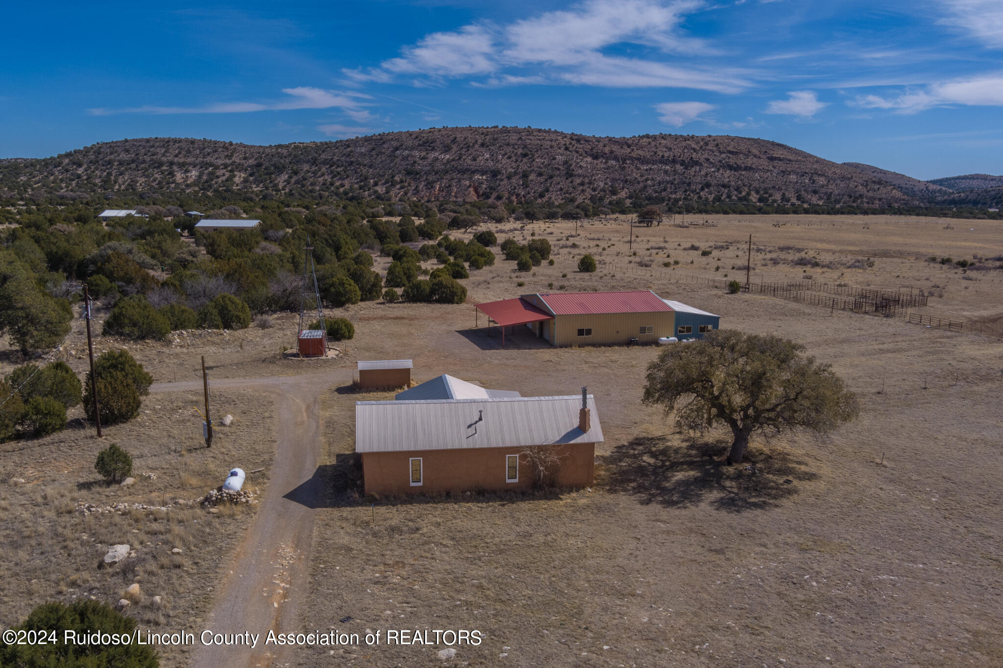 Tinnie, New Mexico 88351, United States, 5 Bedrooms Bedrooms, ,4 BathroomsBathrooms,Residential,Pending,64111