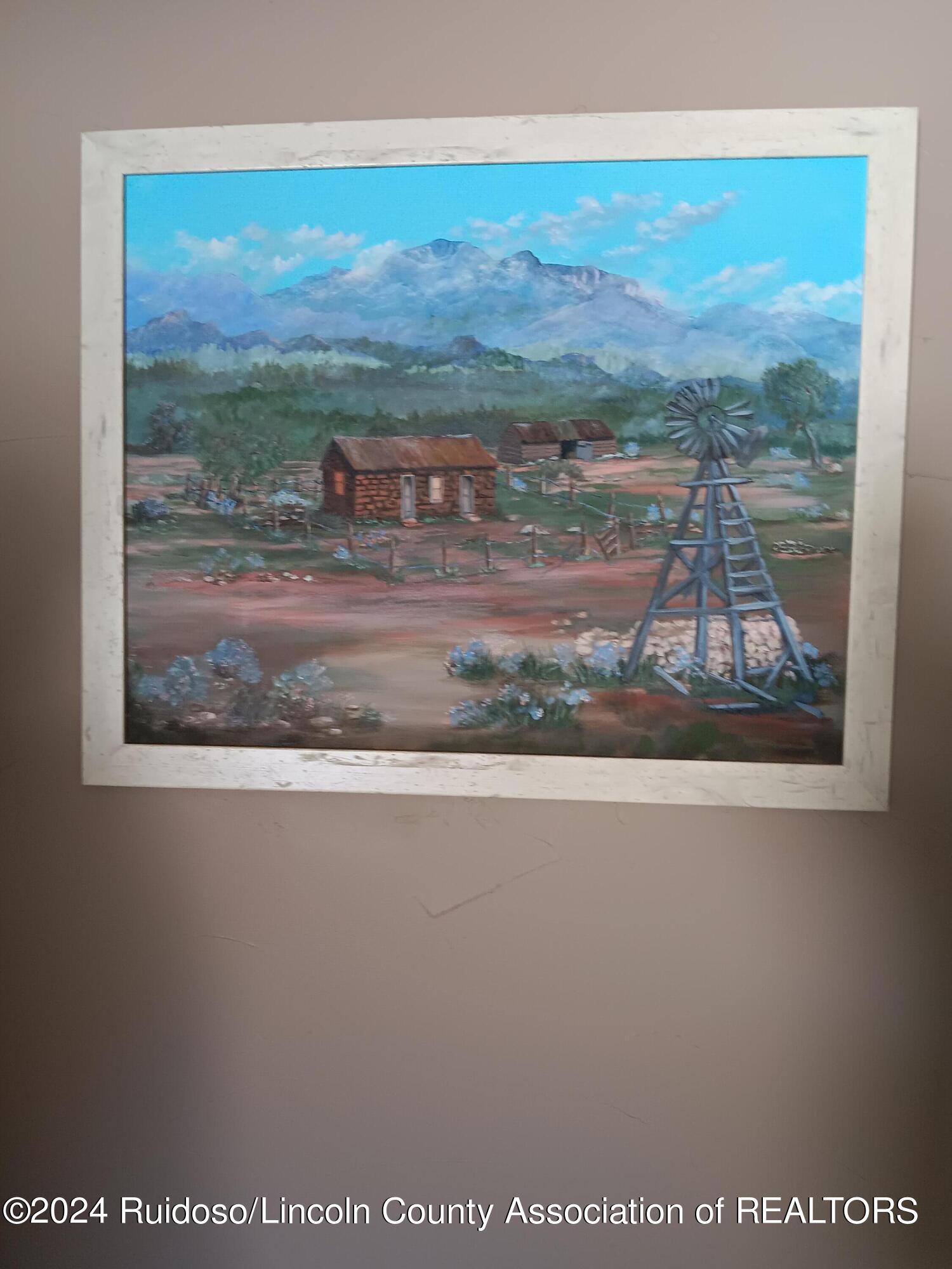 Tinnie, New Mexico 88351, United States, 5 Bedrooms Bedrooms, ,4 BathroomsBathrooms,Residential,Pending,64111