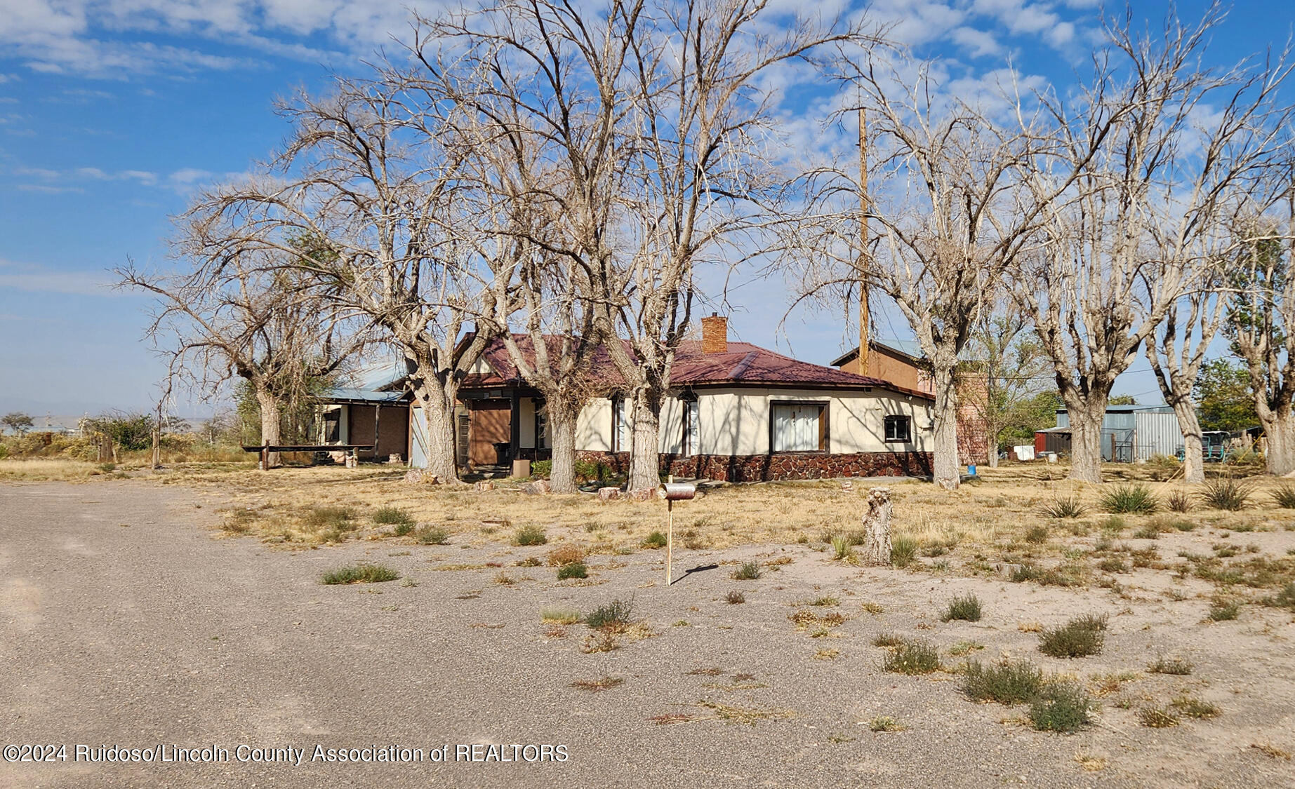 1204 5th Street, Carrizozo, New Mexico image 3