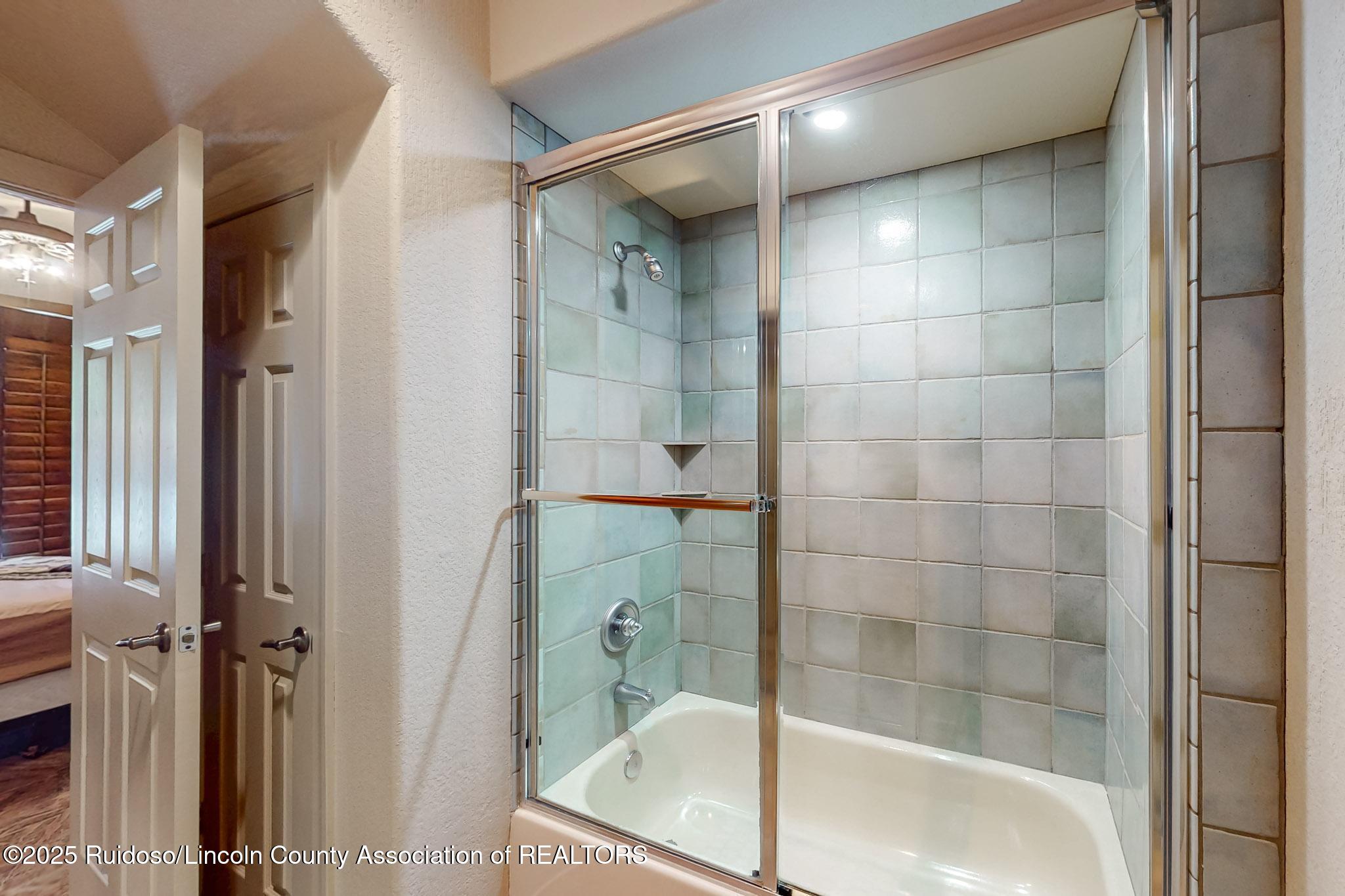 105 Racquet Place #UNIT 104, Ruidoso, New Mexico image 39