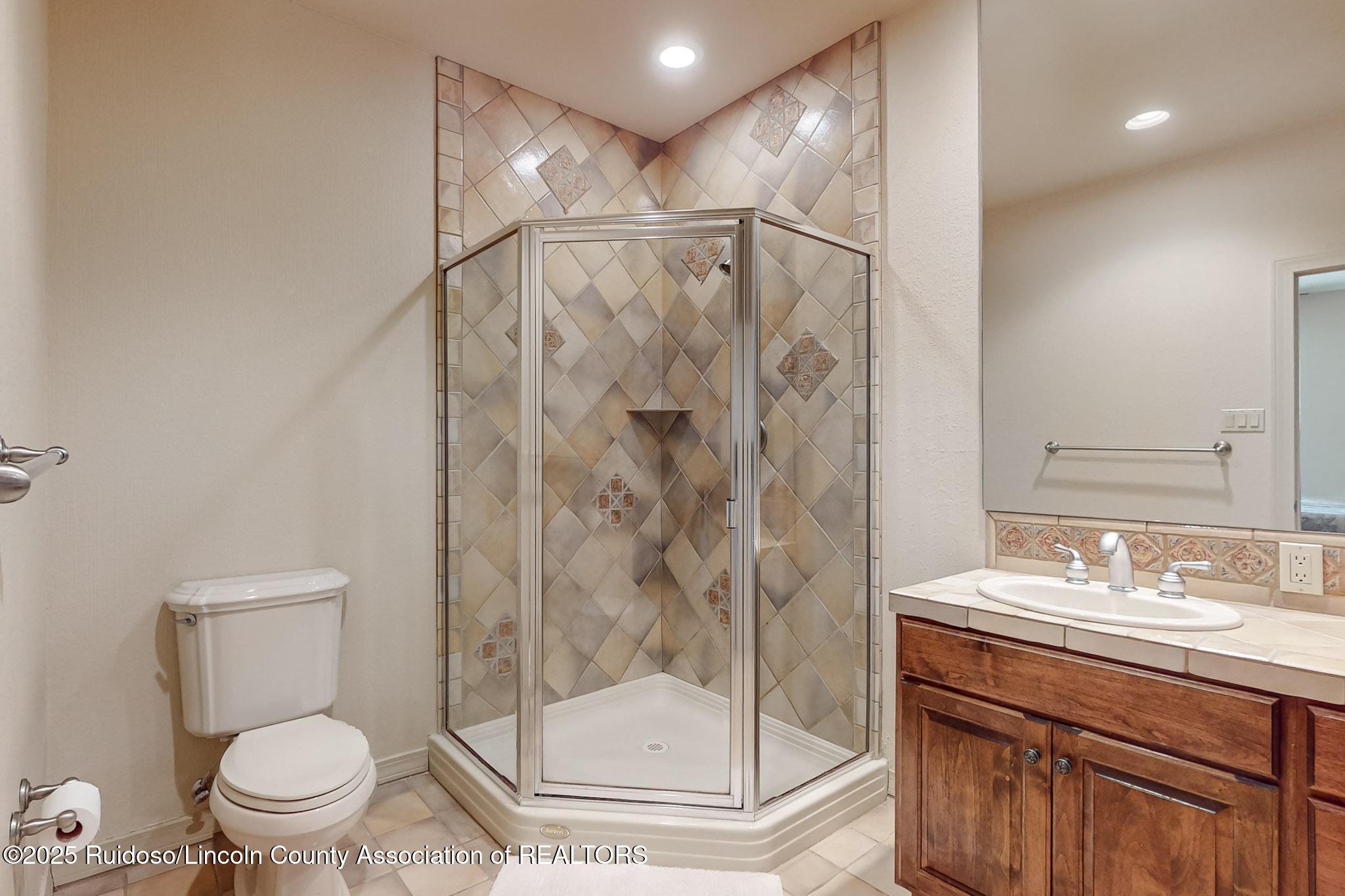 105 Racquet Place #UNIT 104, Ruidoso, New Mexico image 33