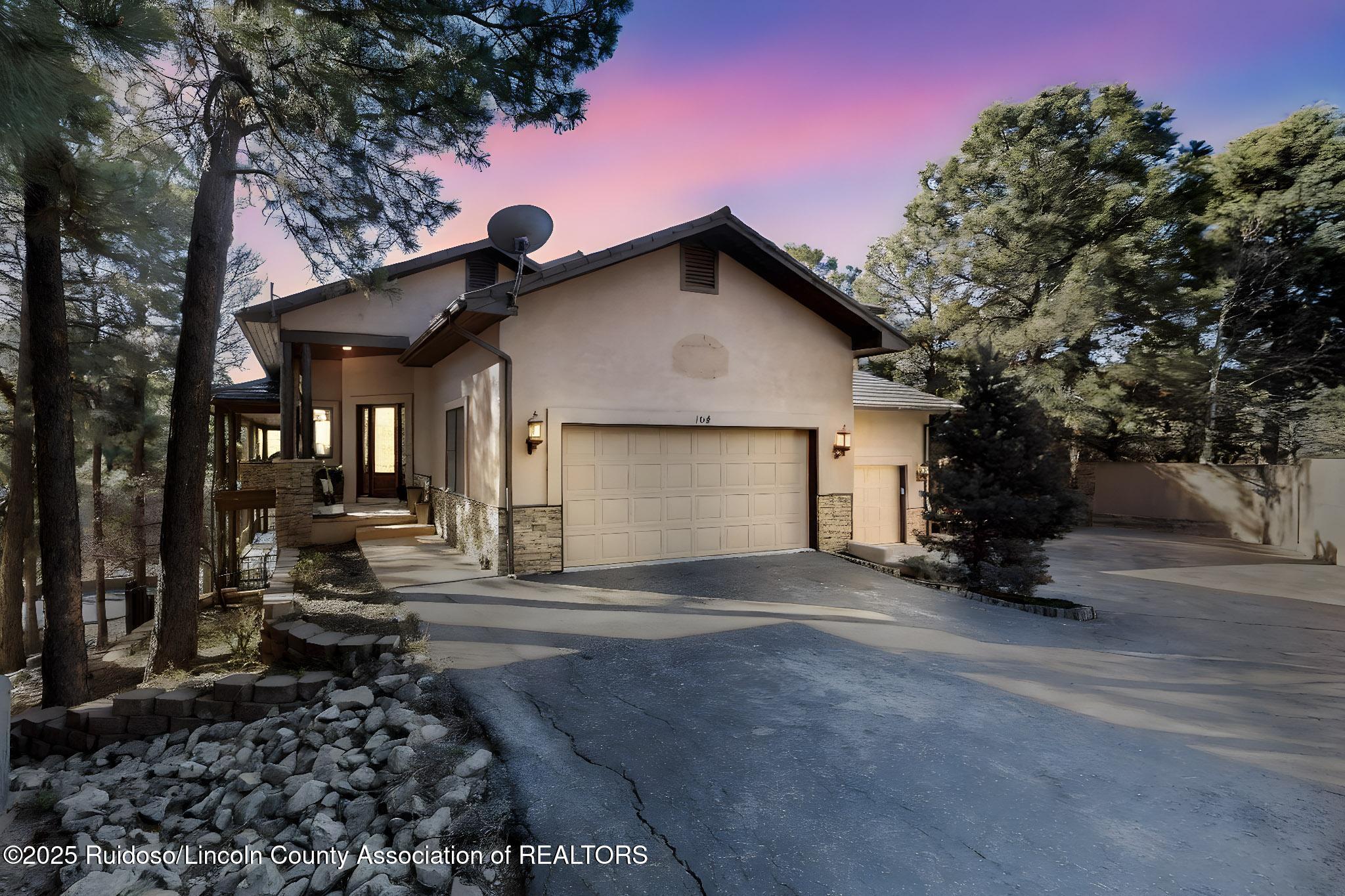 105 Racquet Place #UNIT 104, Ruidoso, New Mexico image 2