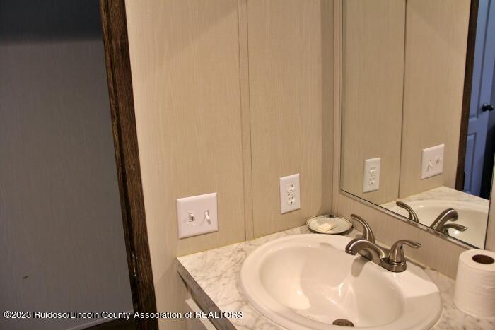 Ruidoso, New Mexico 88345, United States, 3 Bedrooms Bedrooms, ,2 BathroomsBathrooms,Residential,Pending,72127