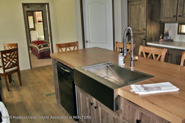 Ruidoso, New Mexico 88345, United States, 3 Bedrooms Bedrooms, ,2 BathroomsBathrooms,Residential,Pending,72127