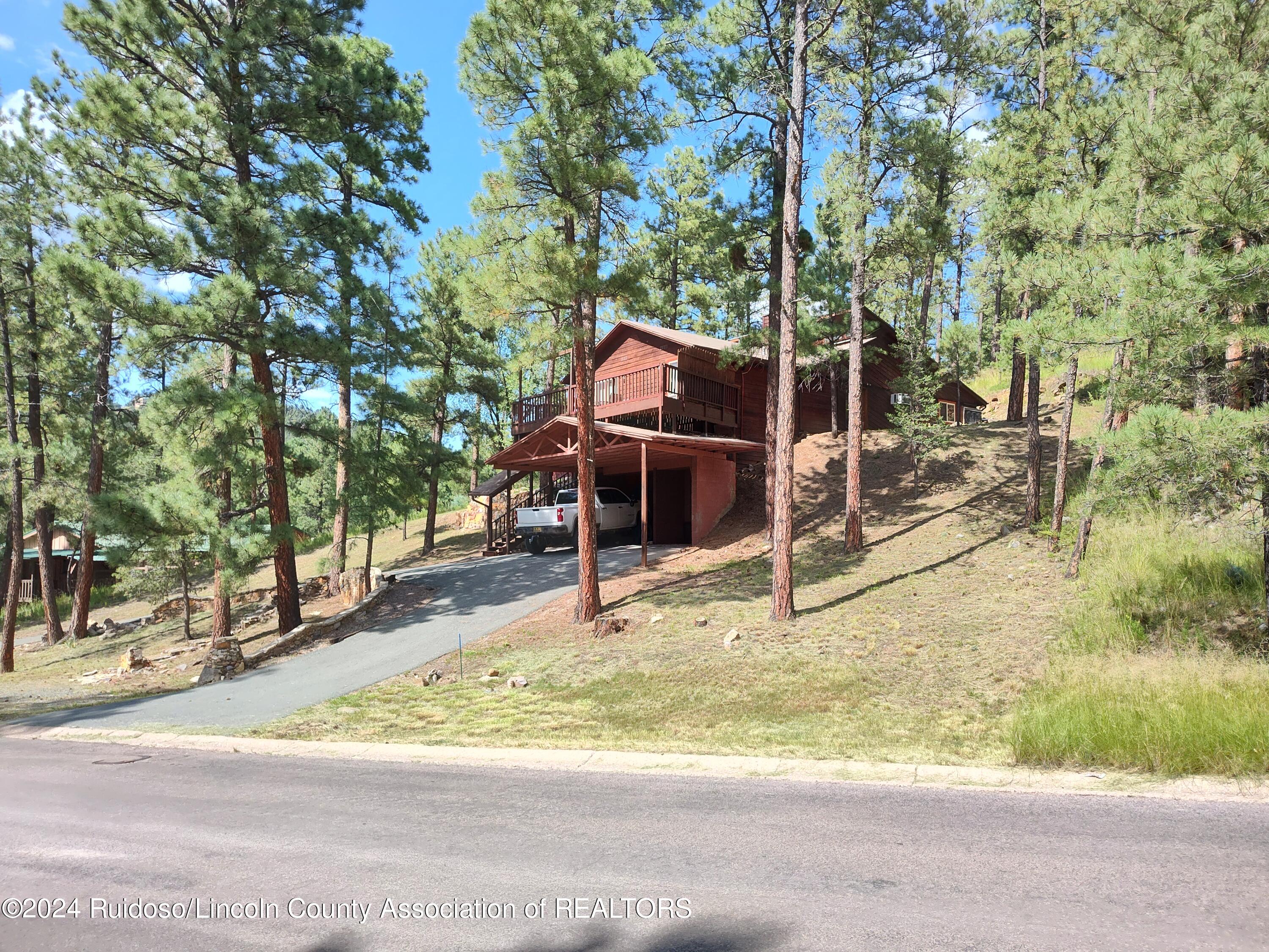 102 Marble Drive, Ruidoso, New Mexico image 2