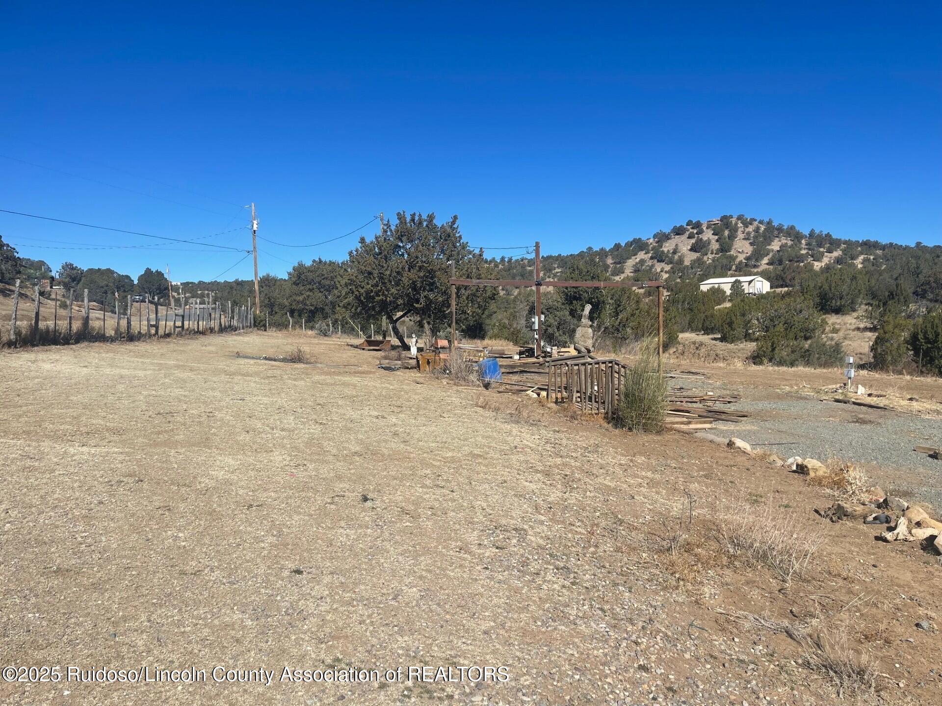 132 N View Drive, Capitan, New Mexico image 2