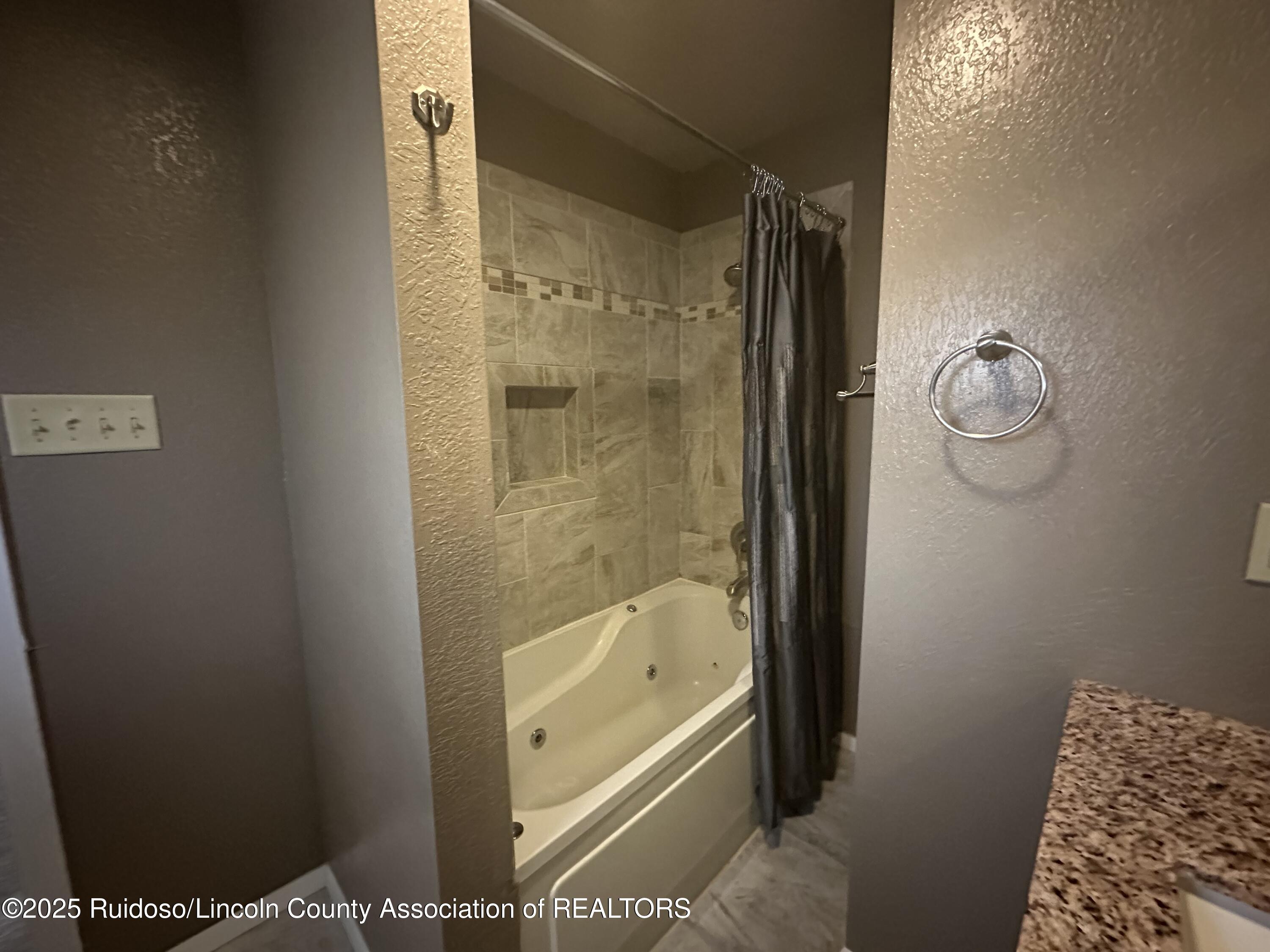 150 N. Eagle Drive, Ruidoso, New Mexico image 17