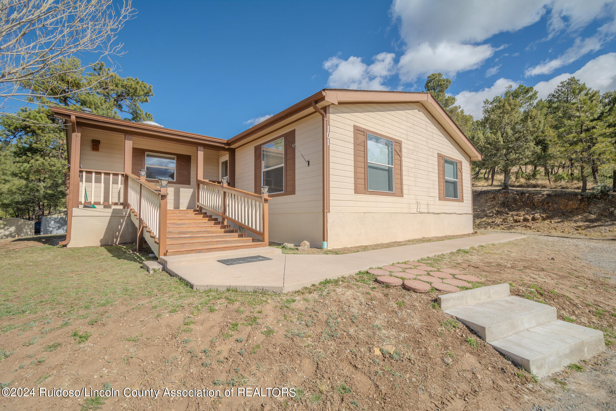 101 George P White Drive, Ruidoso, New Mexico image 2