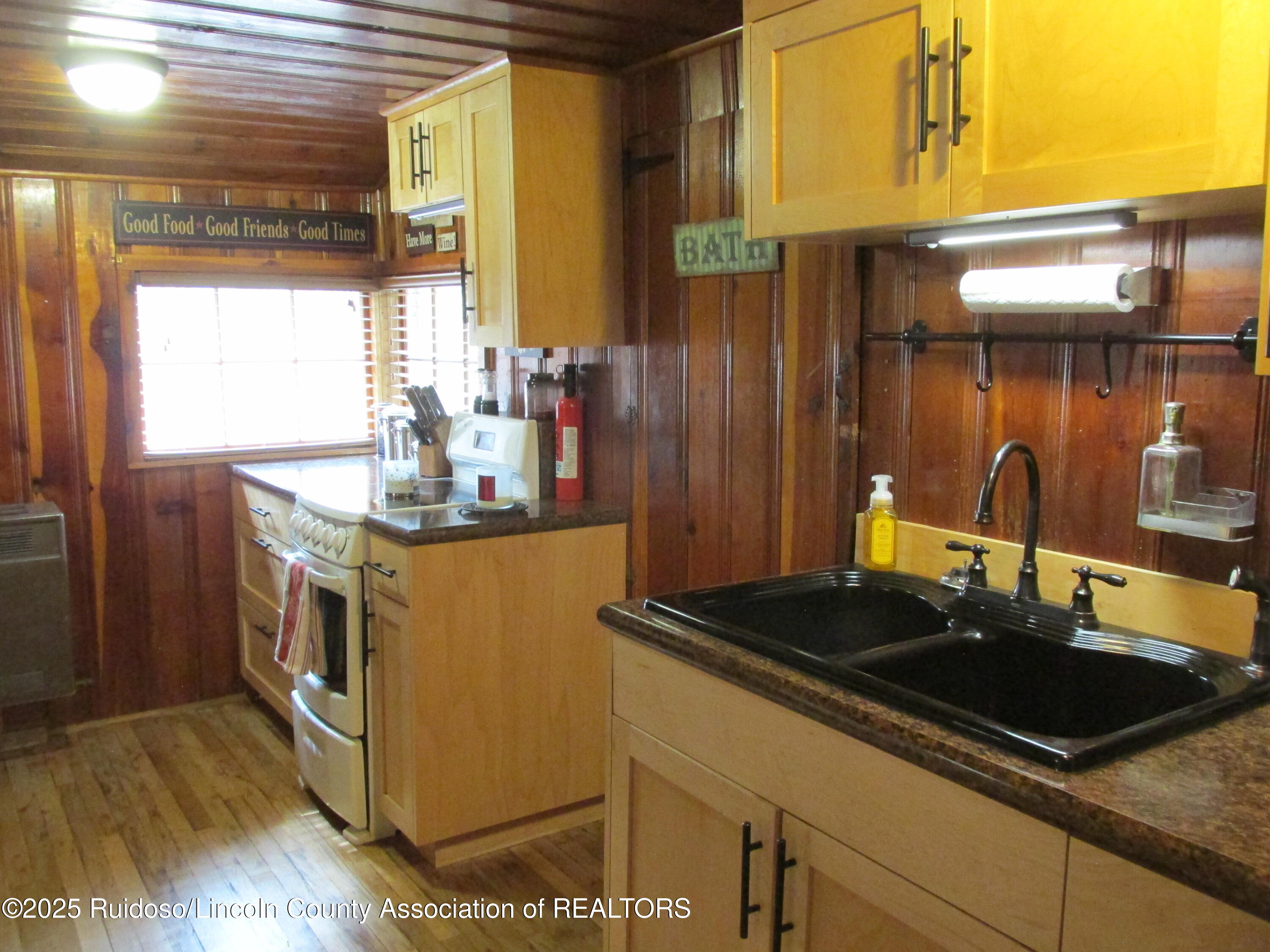 316 Fourth Street, Ruidoso, New Mexico image 9