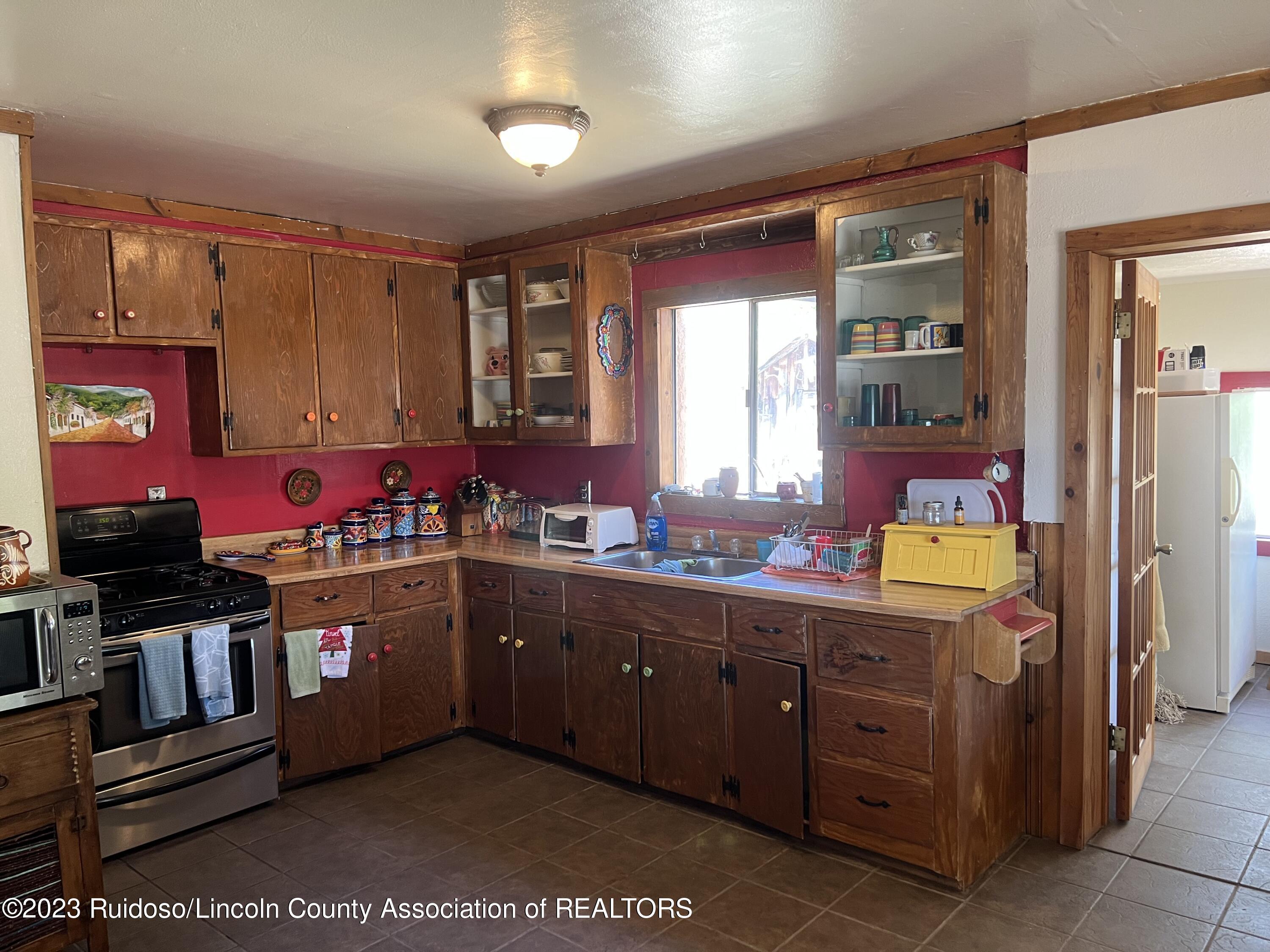 144 Manfor Rd, San Patricio, New Mexico image 4