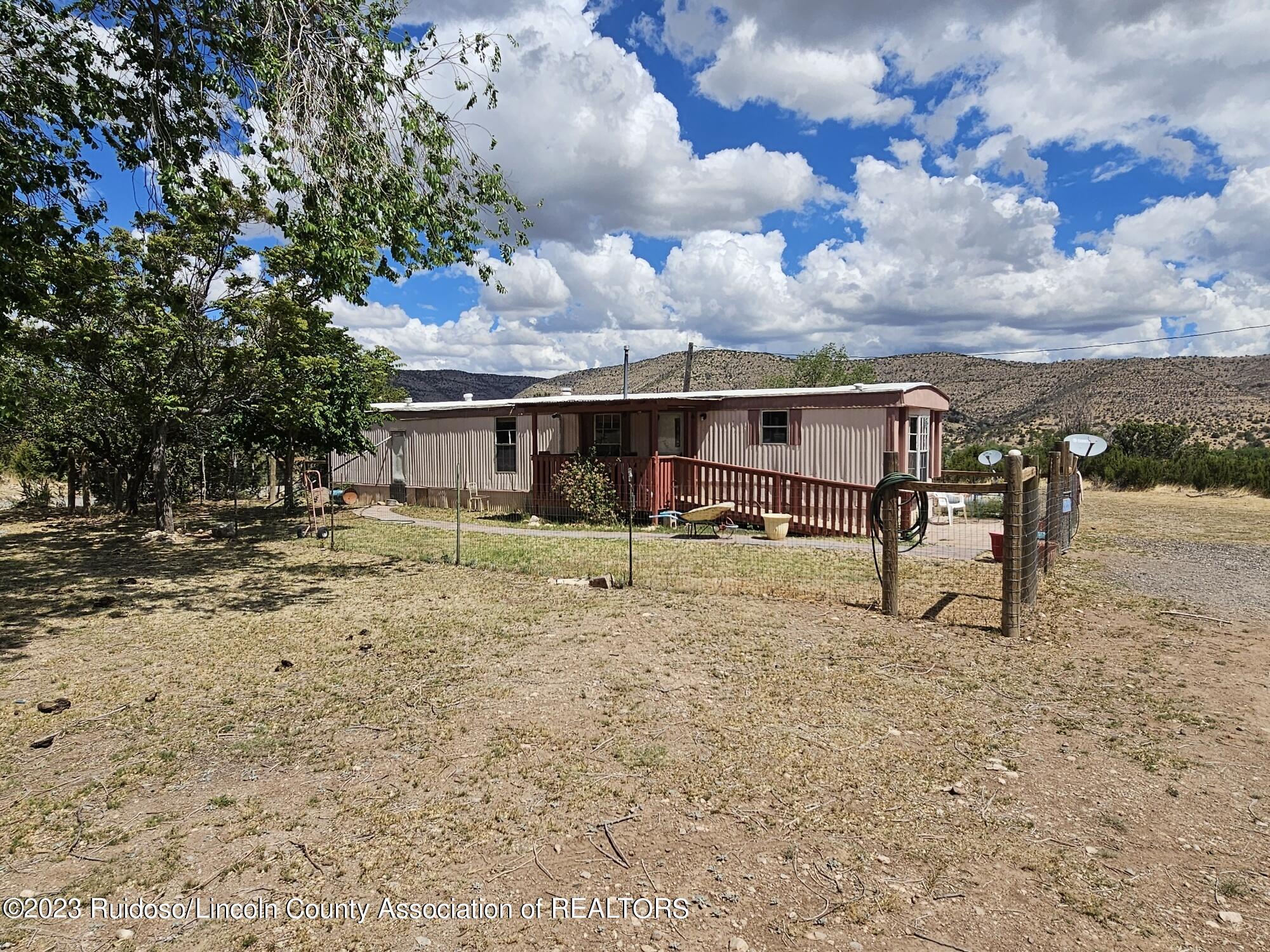 144 Manfor Rd, San Patricio, New Mexico image 8