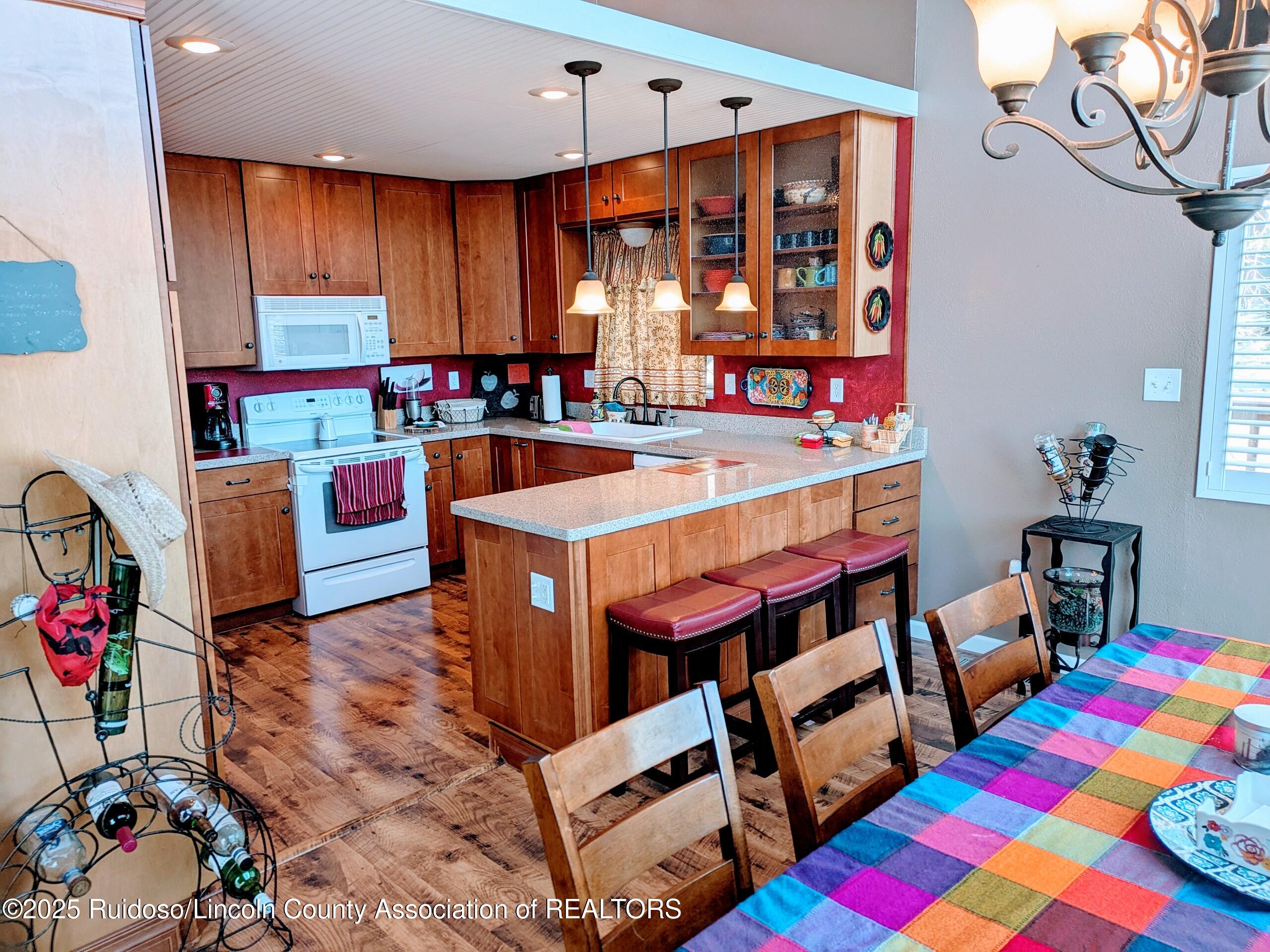 102 Angeles Drive, Ruidoso, New Mexico image 8