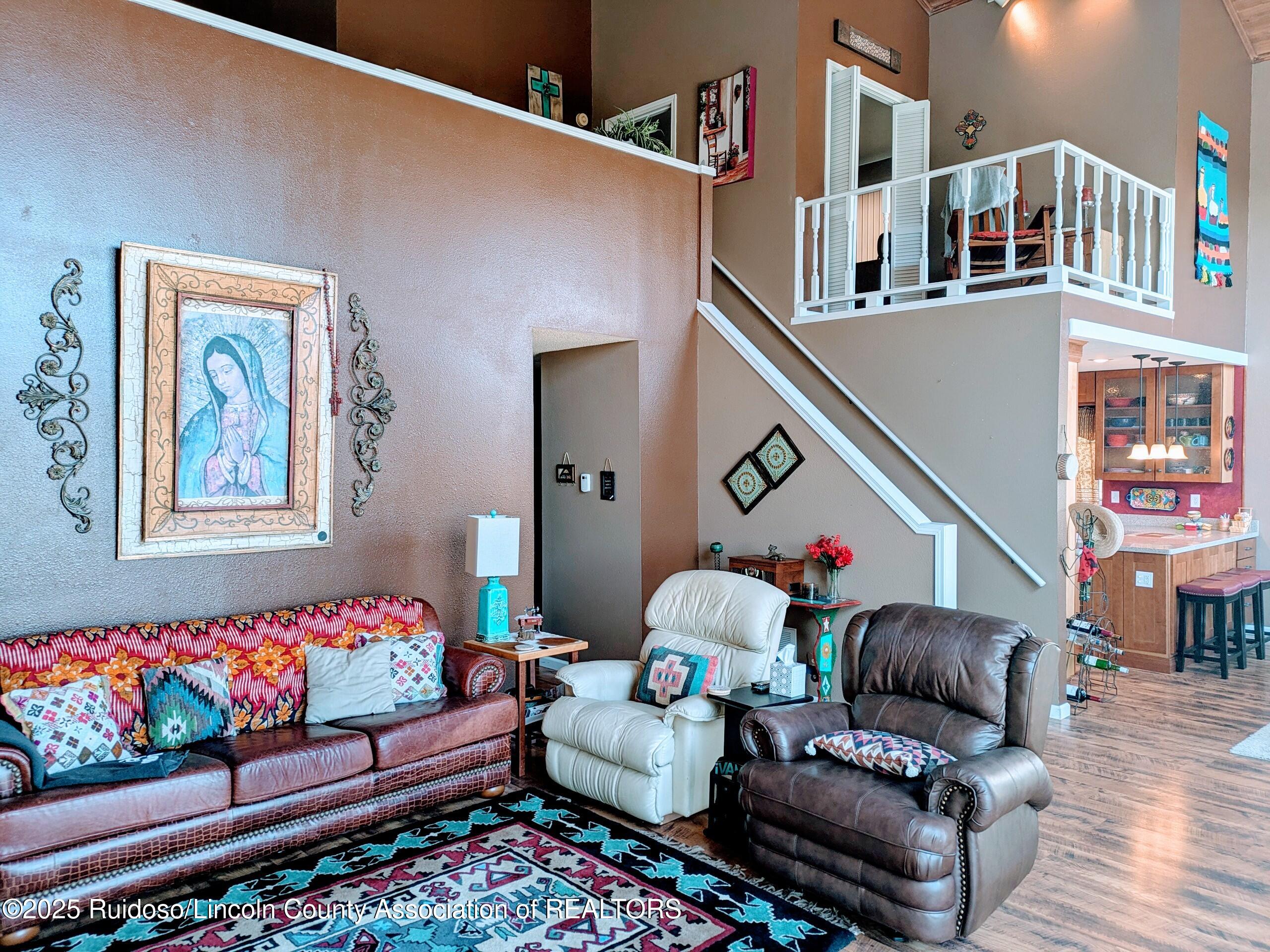 102 Angeles Drive, Ruidoso, New Mexico image 3