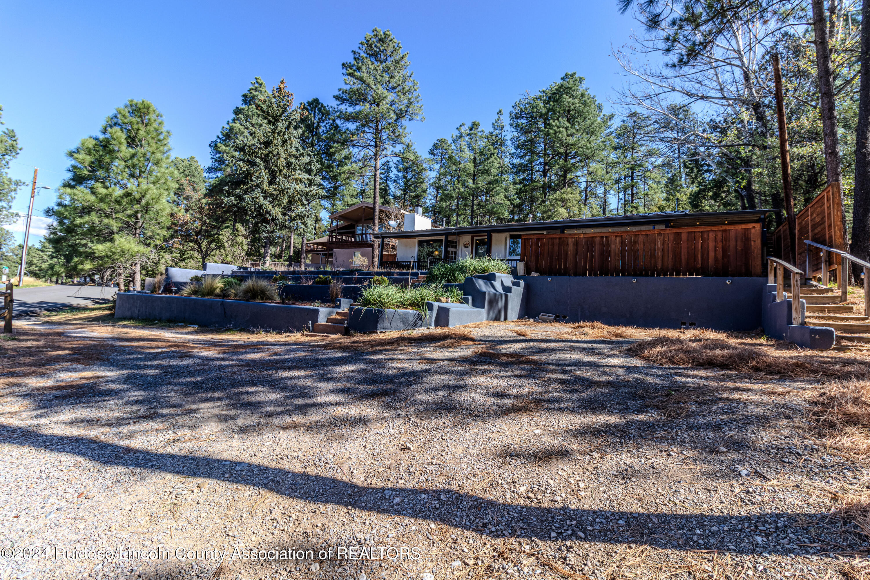 240 Country Club Drive, Ruidoso, New Mexico image 5