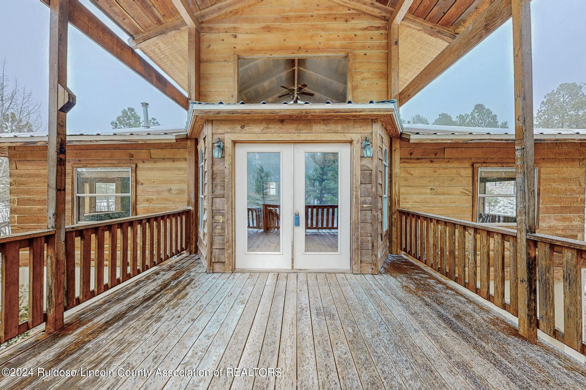 203 White Mountain Meadows Drive, Ruidoso, New Mexico image 2