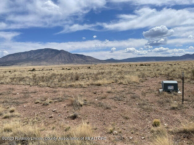 109 Lone Wolf Court, Carrizozo, New Mexico image 1