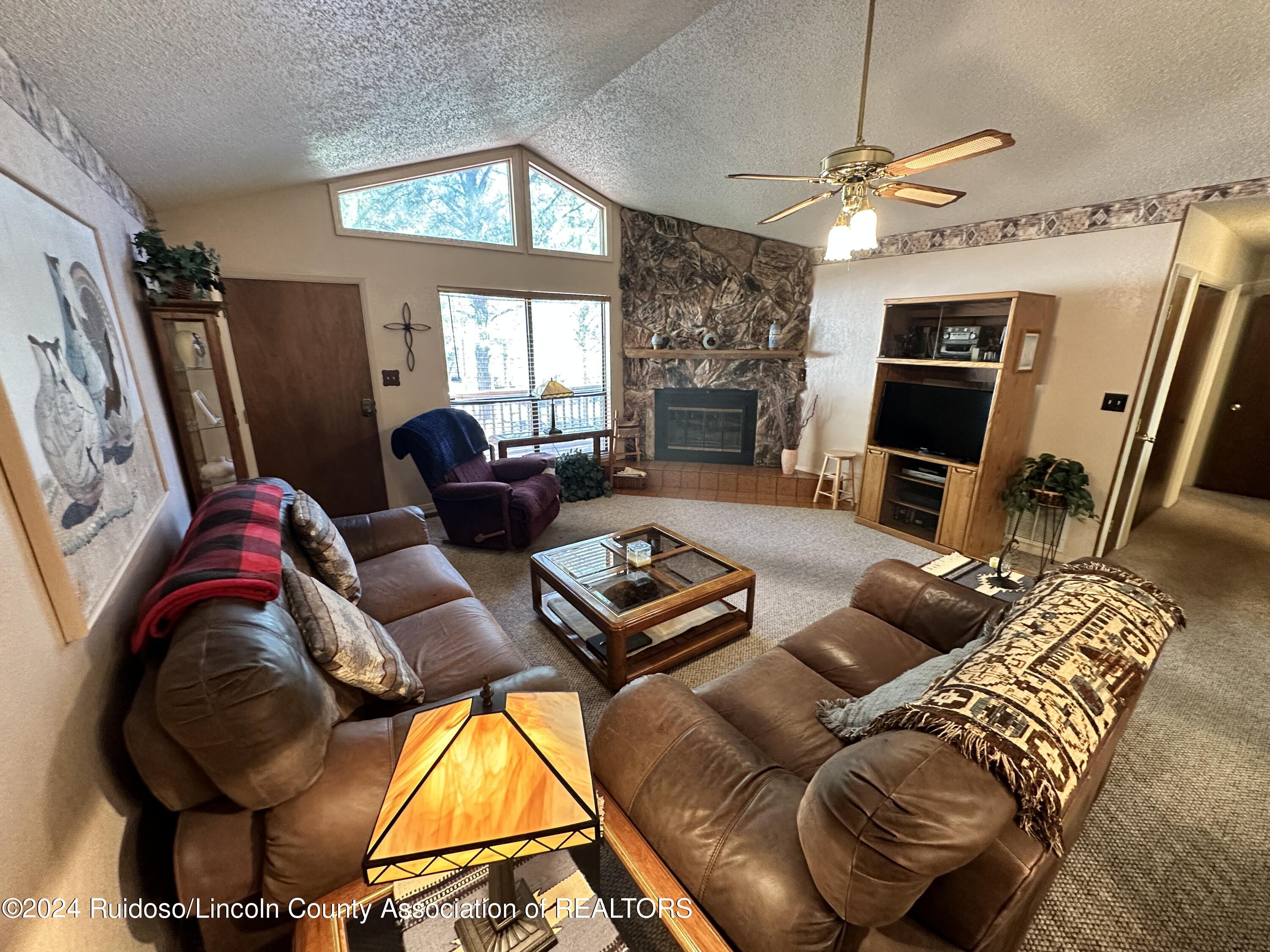 103 Park Place, Ruidoso, New Mexico image 2