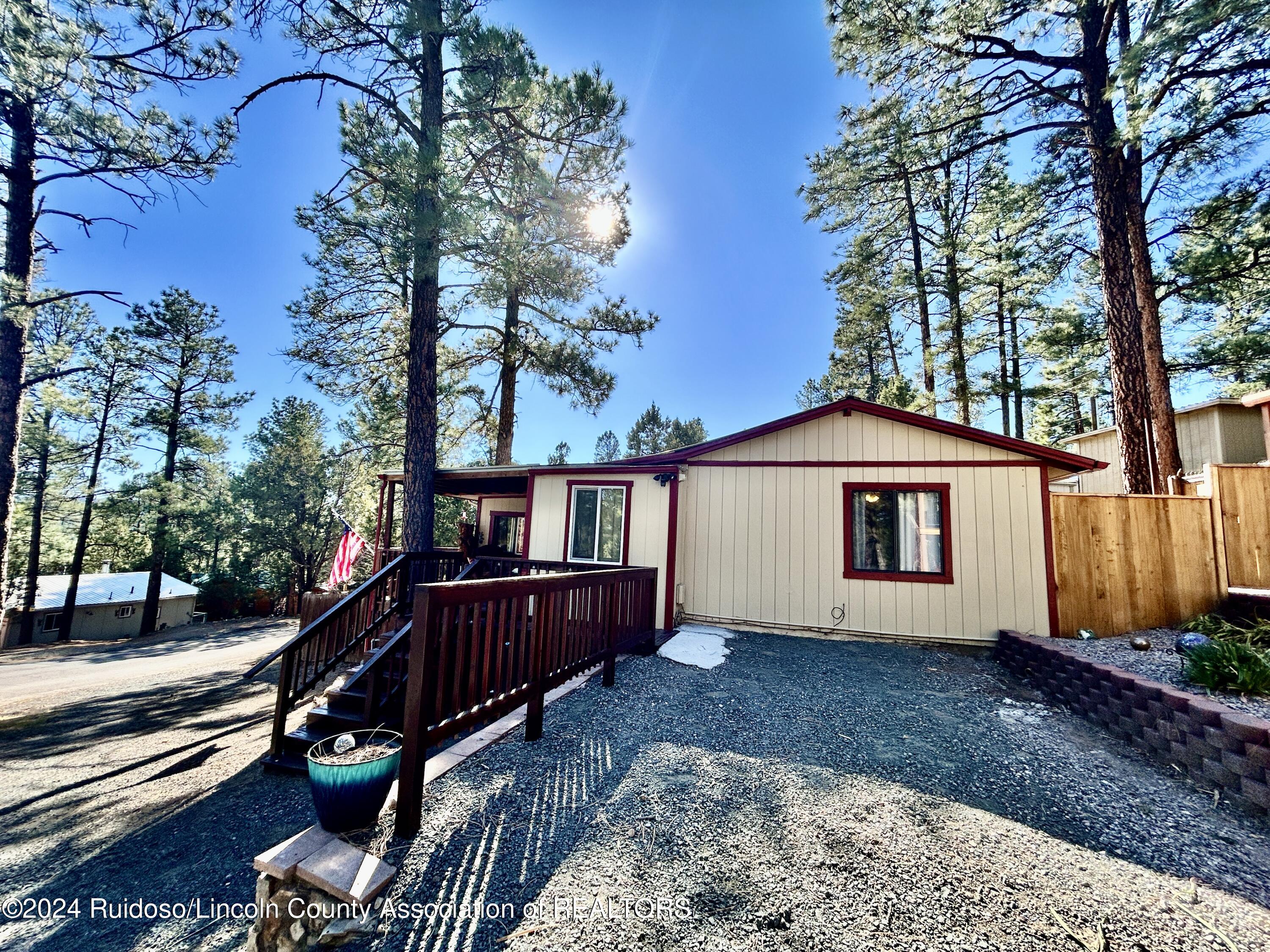 121 & 123 Spruce Drive, Ruidoso, New Mexico image 13