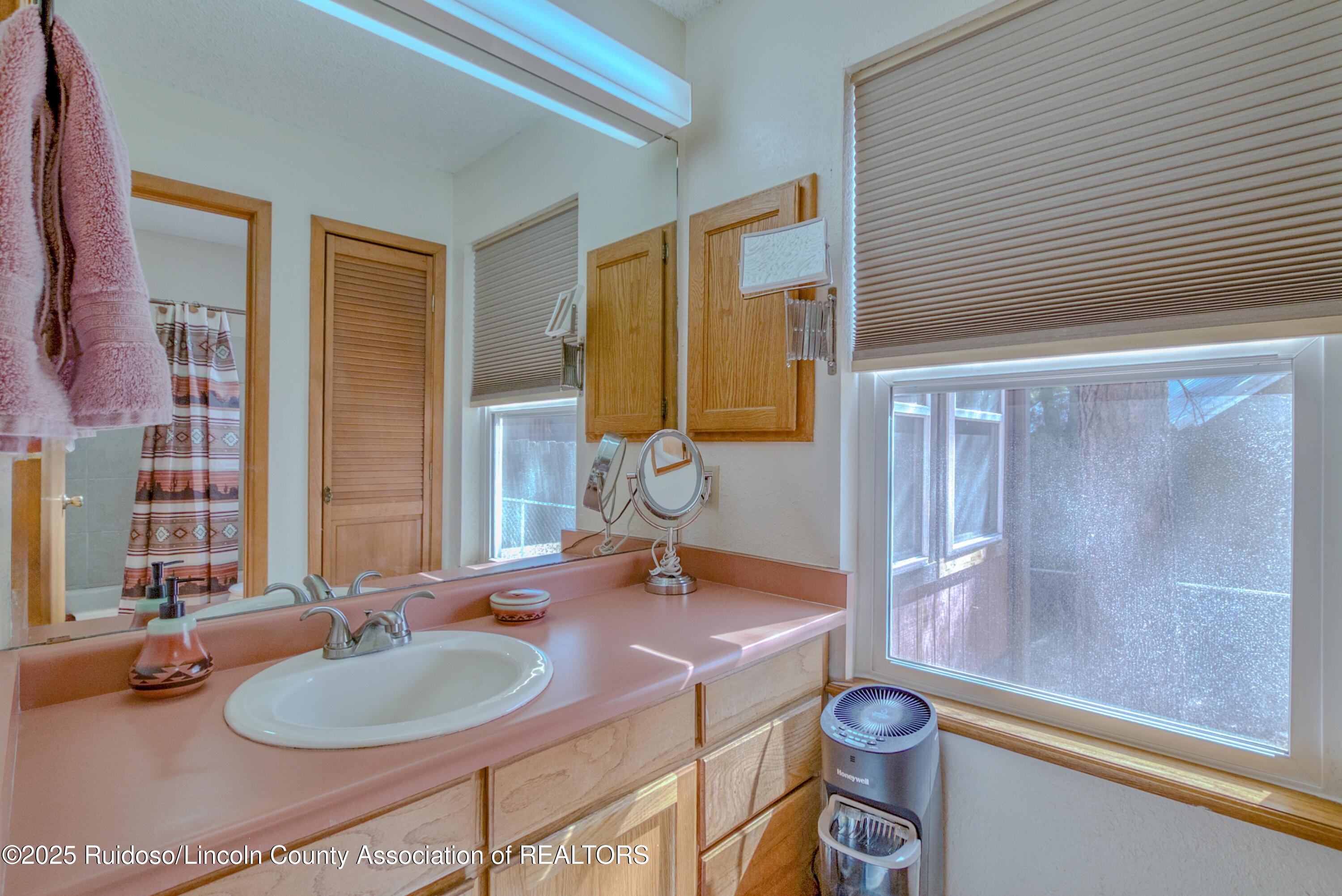 403 Wingfield Street, Ruidoso, New Mexico image 35