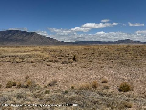 Vacant Land For Sale - 211 High Noon Road<br/> Lincoln County, Carrizozo, NM 88301