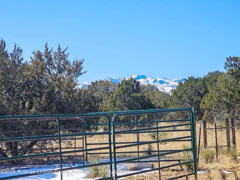 Mobile Home For Sale - 160 Main Road<br/> Capitan, NM 88316