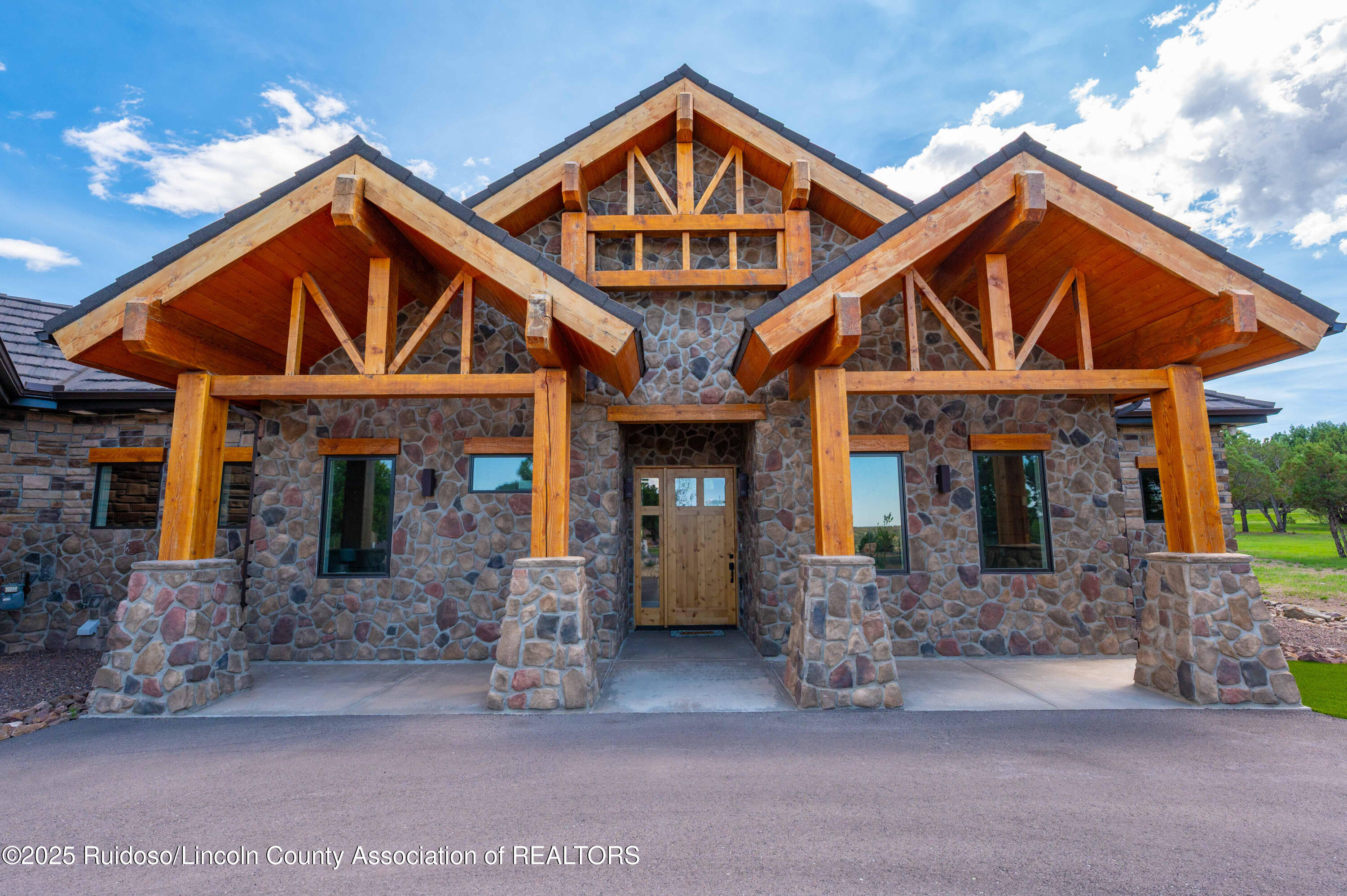 168 Lincoln Hills Drive