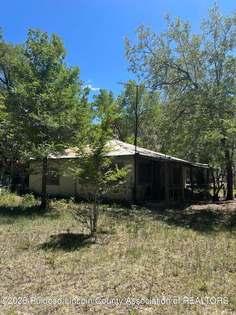 Homes For Sale - 125 Calle El Ojito Road<br/> Lincoln County, Hondo, NM 88336